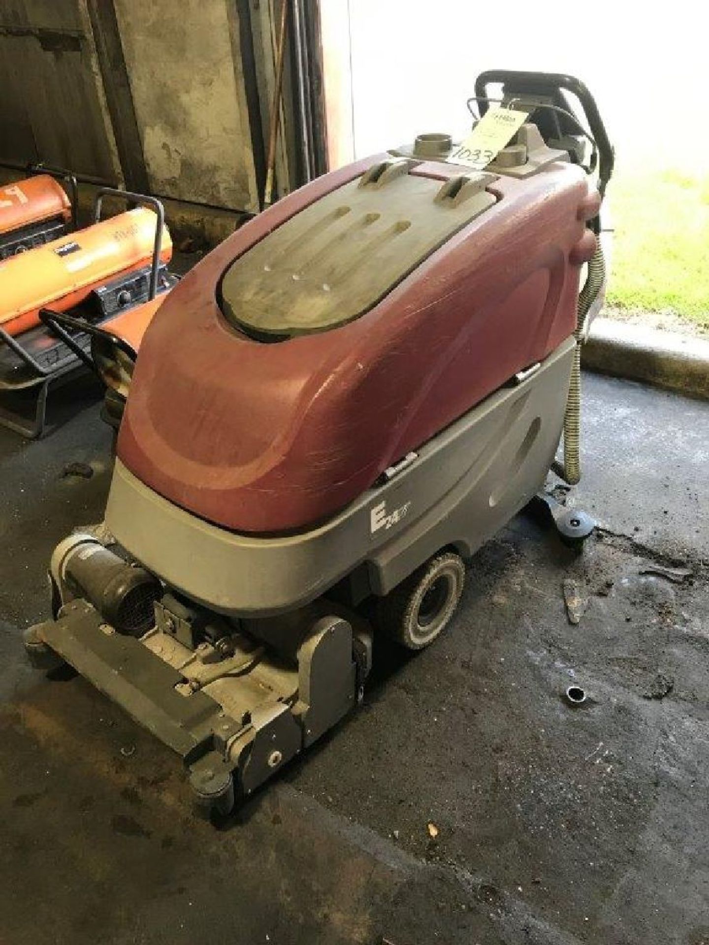 Minute Man Model E24CQP 24" Floor Scrubber - Image 2 of 2