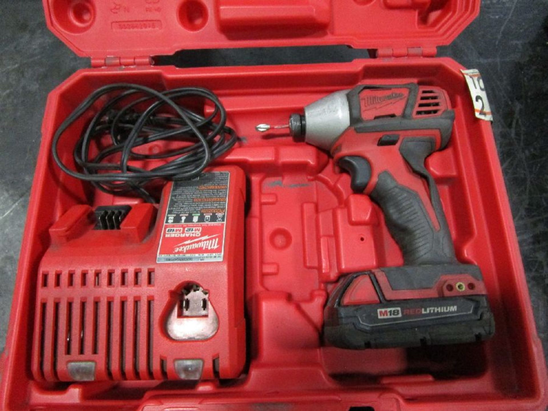 Milwaukee Model 2656-22 M-18 Volt Cordless Driver/ Drill - Image 2 of 6