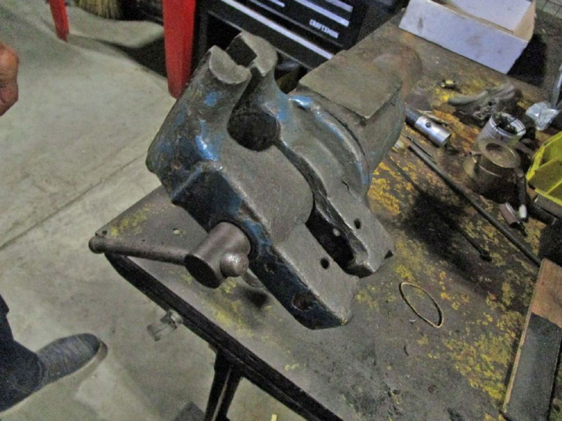 Wilton Rotating Vise - Image 2 of 2