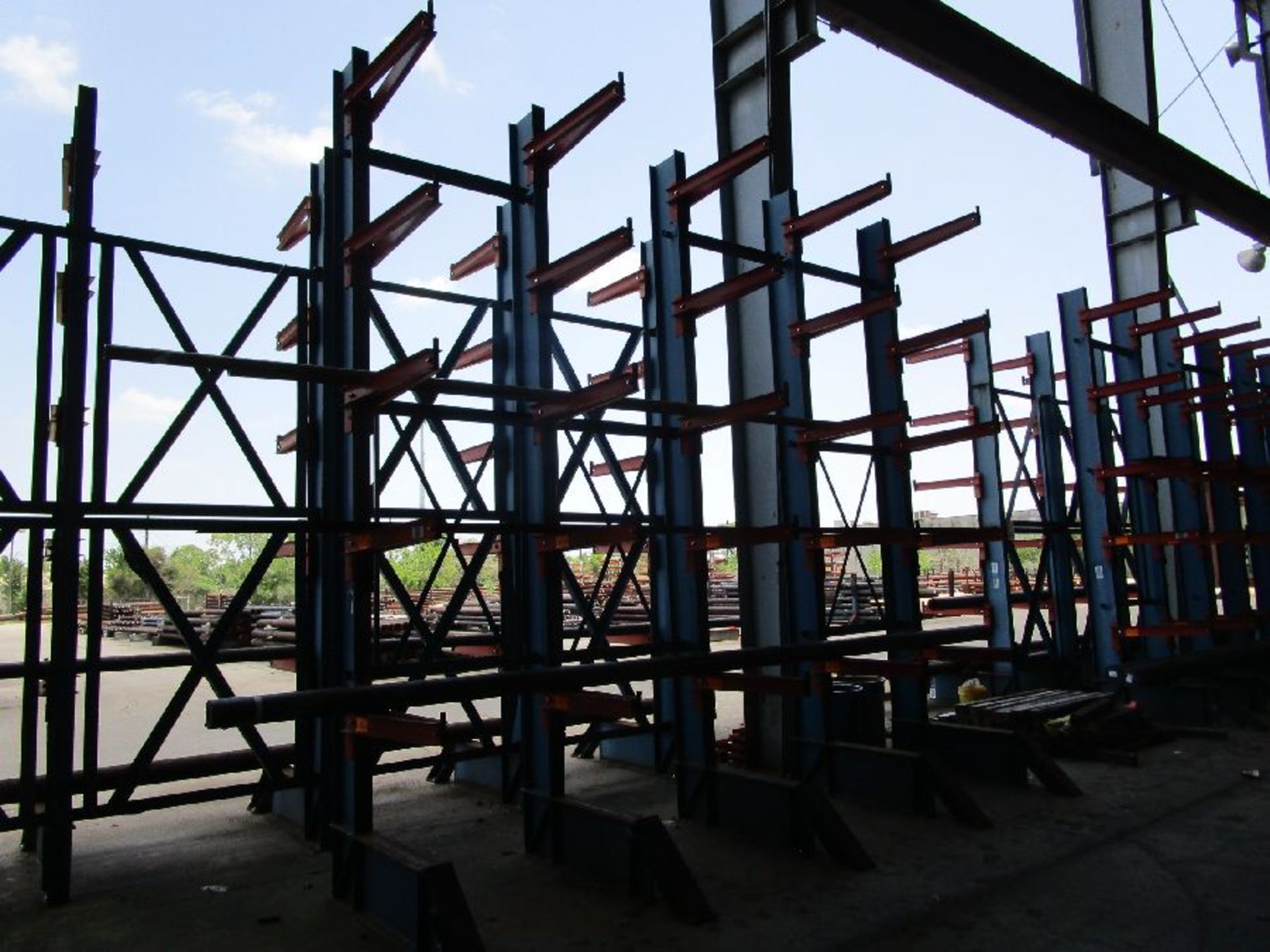 4-Tier Cantilevered Racking - Image 2 of 2