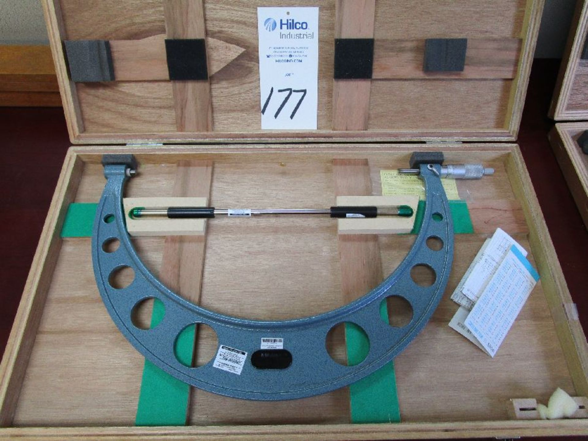 Mitutoyo Model 103-194 14""-16"" Outside Micrometer