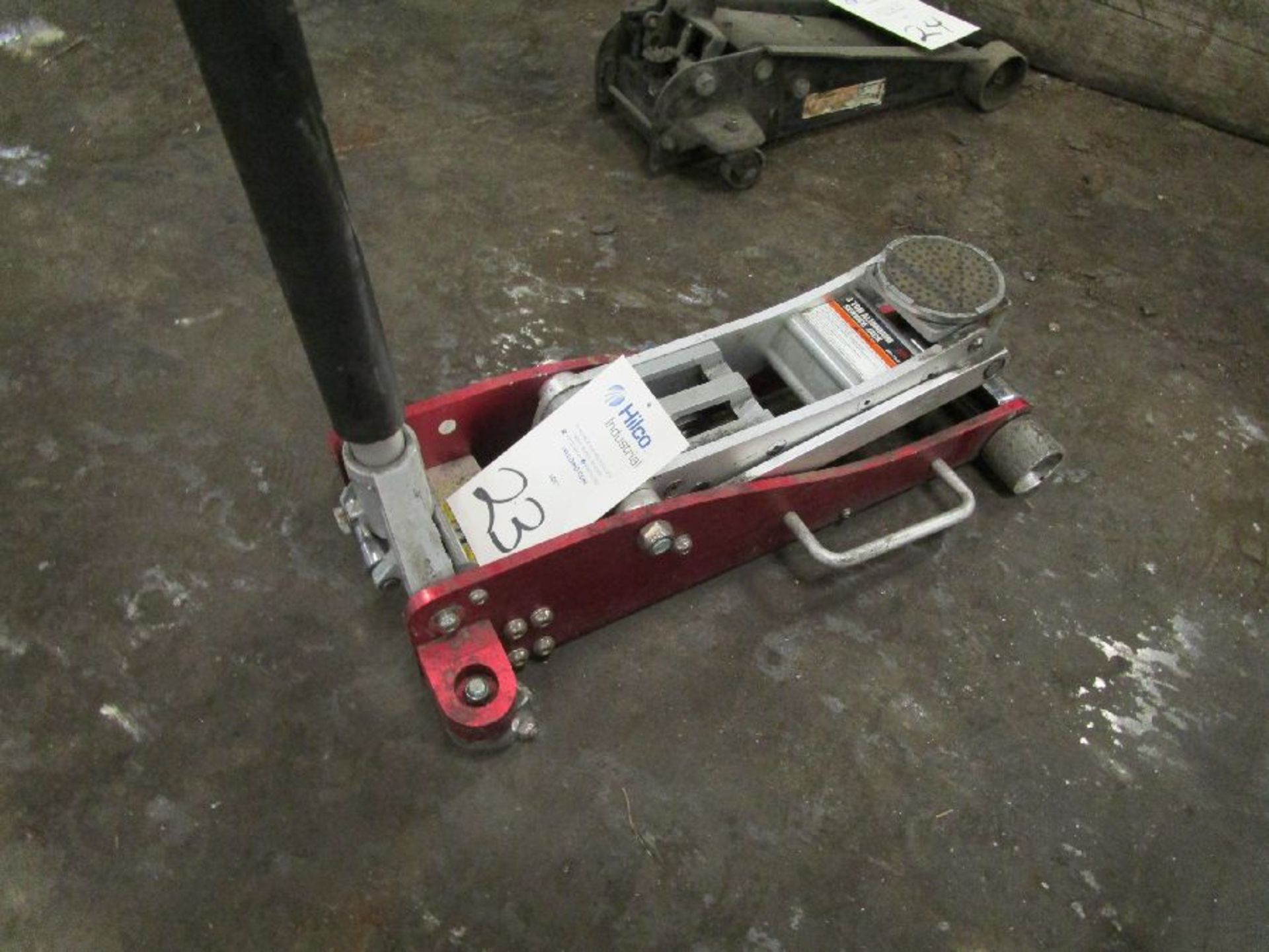 ATD Model ATD-7343 3 Ton Service Jack