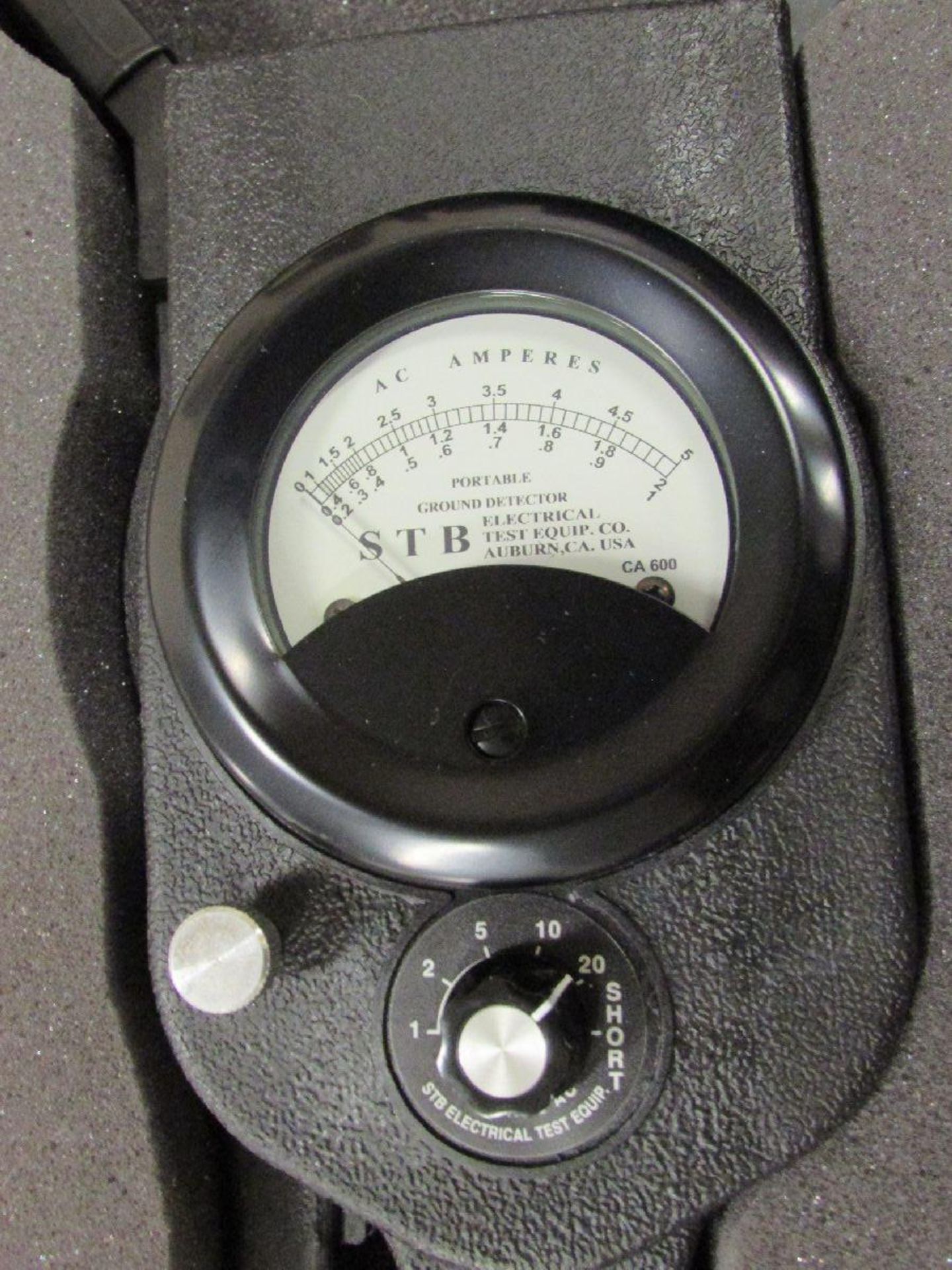 STB Electrical Test Equipment Co. Model CA 600 Portable Ground Detectors - Image 3 of 3