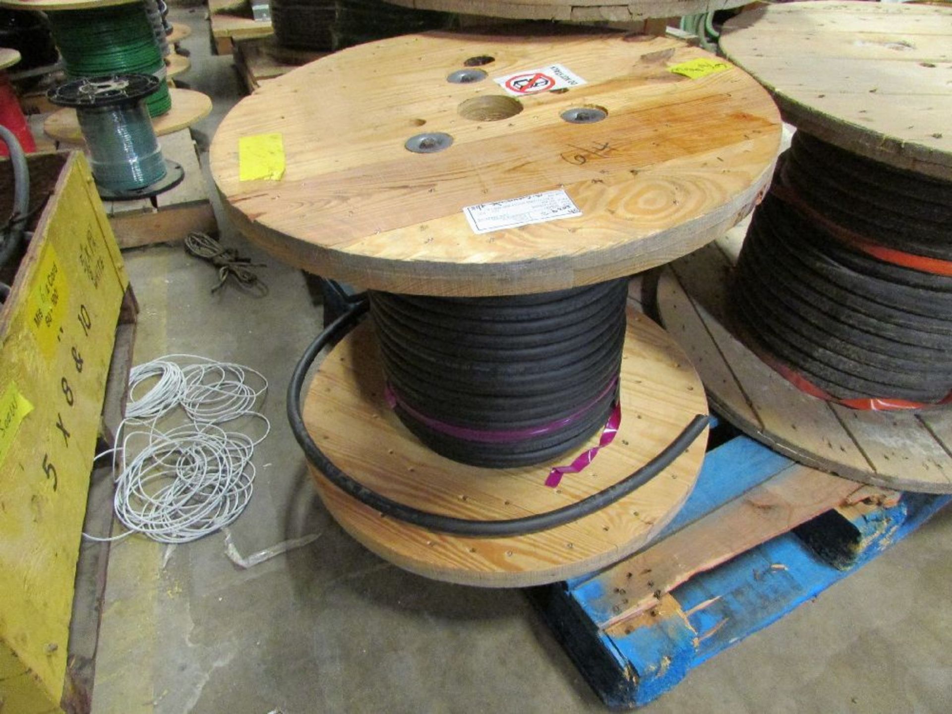 Assorted 600V Electric Cable - Image 7 of 7
