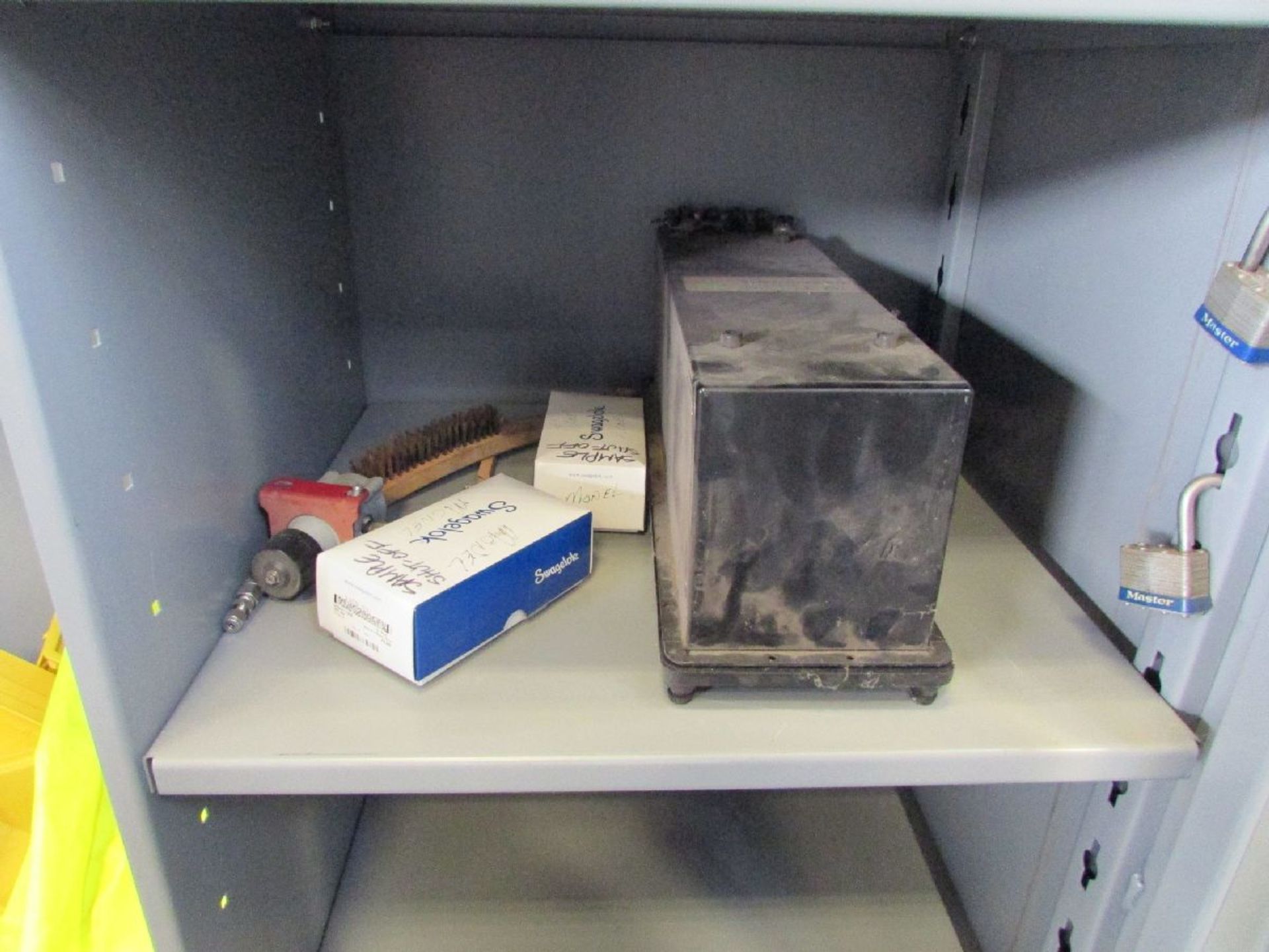 Lyon Heavy Duty 2-Door Storage Cabinet - Image 3 of 4