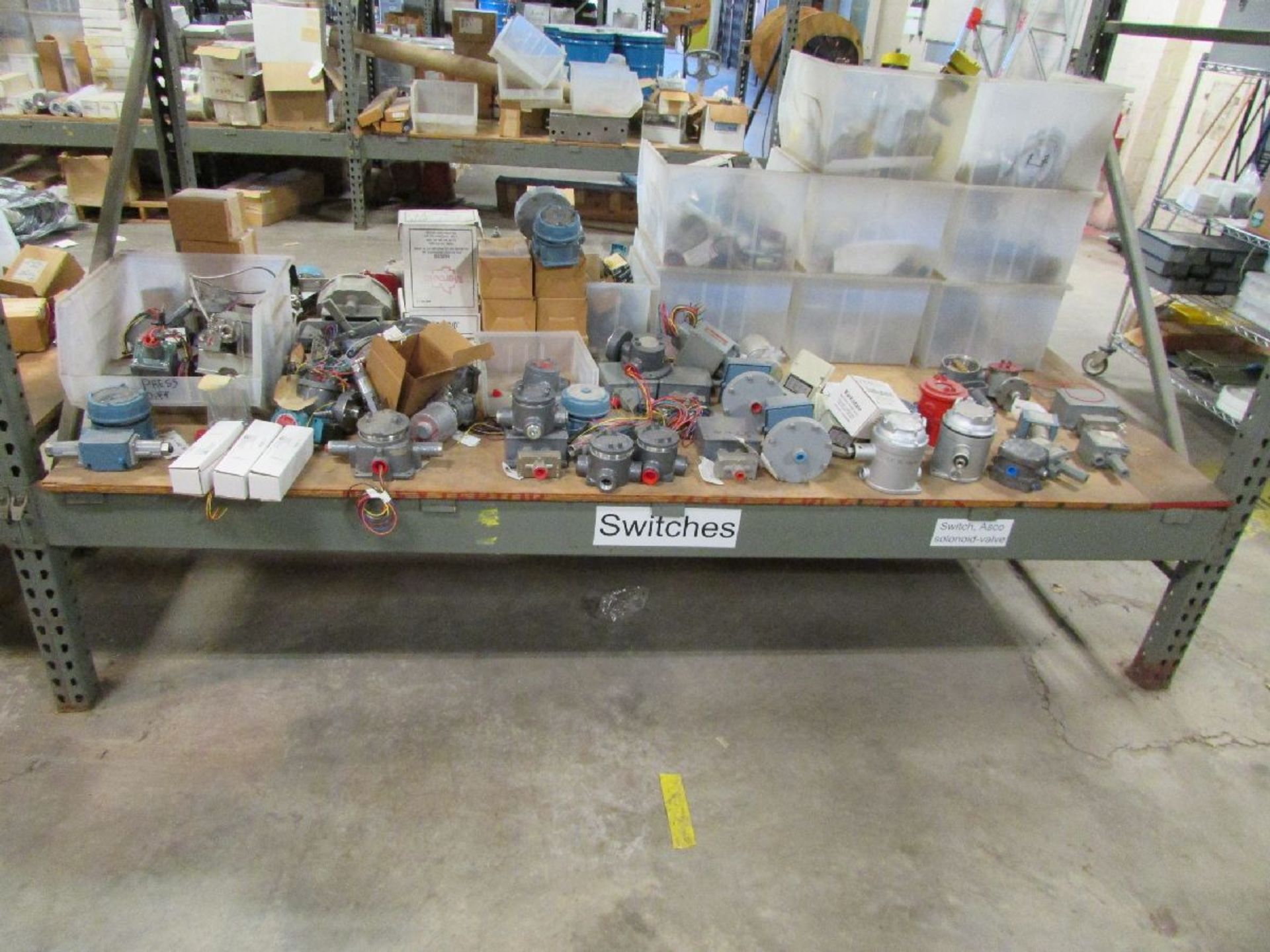 Lot of Assorted Differential Pressure Switches Spare Parts - Image 2 of 10