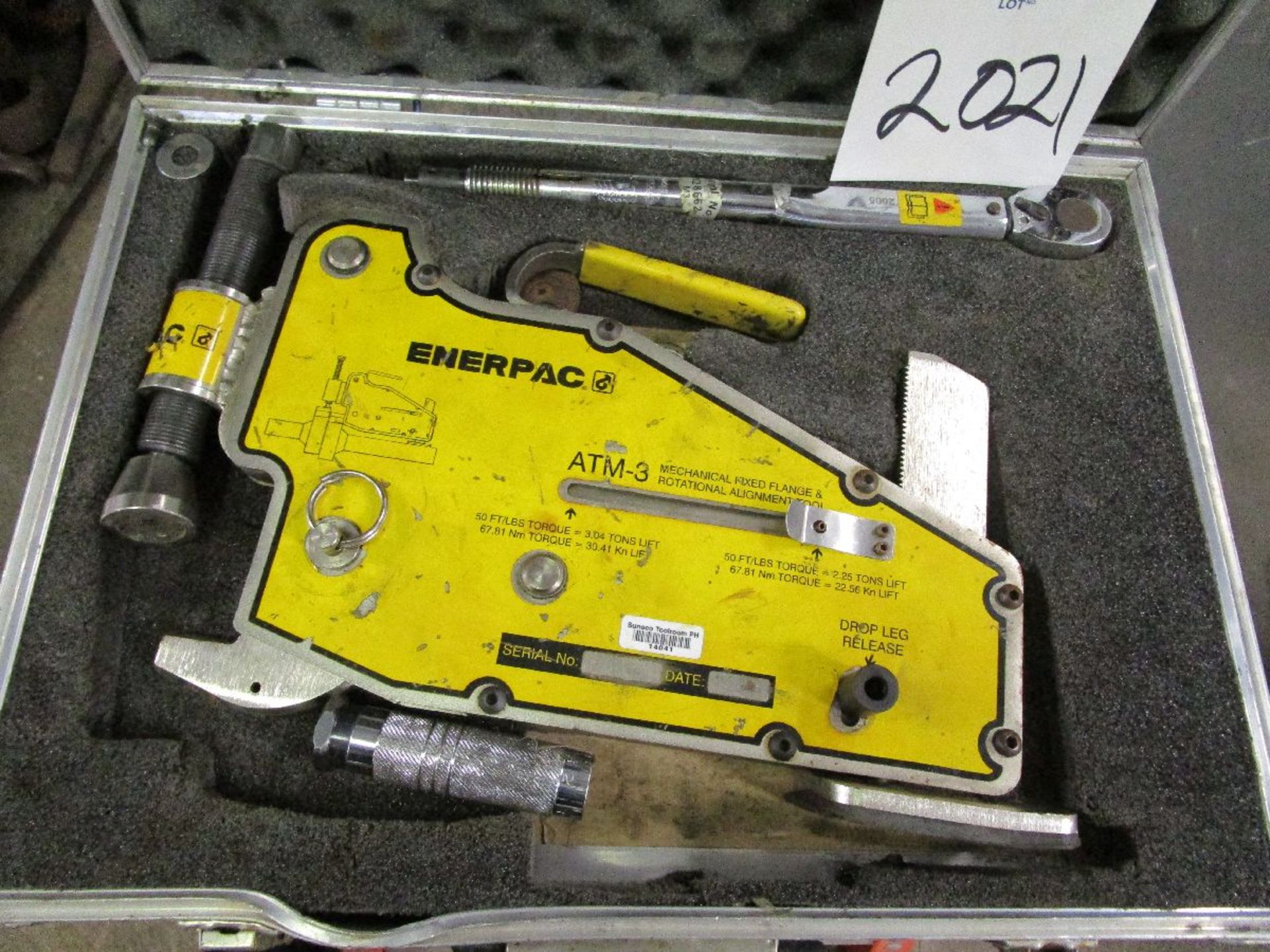 Enerpac Model ATM-3 Mechanical Fixed Flange Rotational Alignment Tool - Image 2 of 3