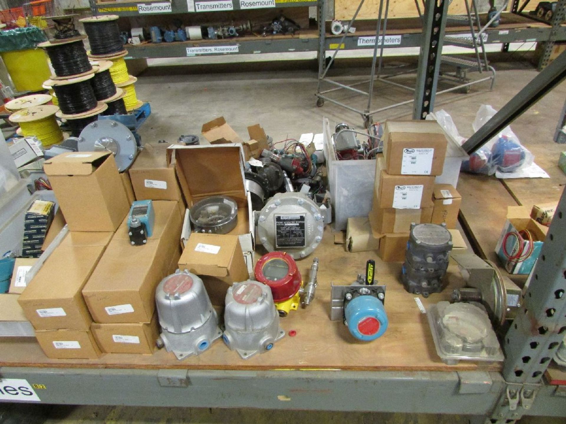 Lot of Assorted Differential Pressure Switches Spare Parts - Image 7 of 10