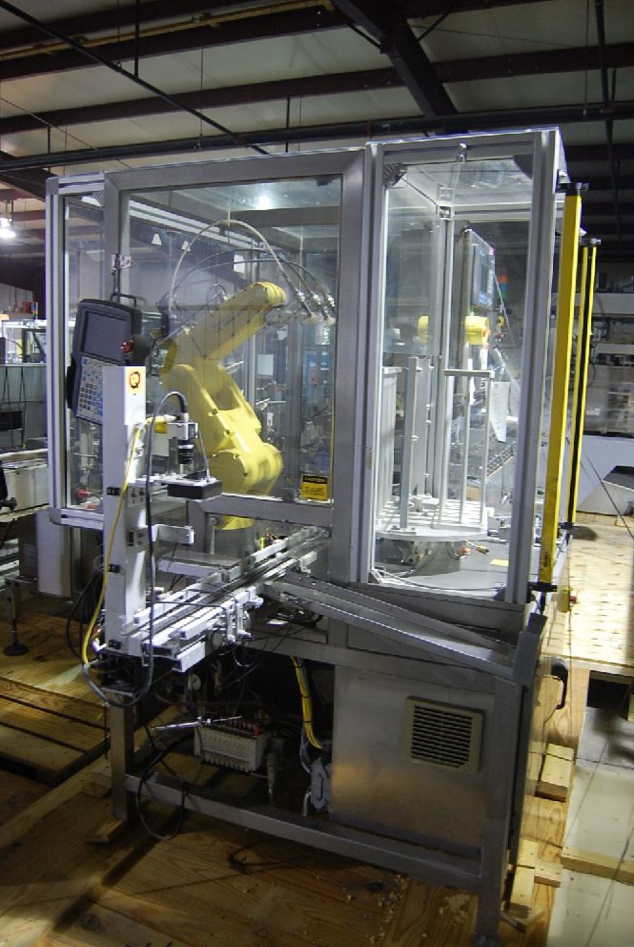 Fanuc Model LR Mate 200-iC Robotic Puck Loading System - Image 3 of 9