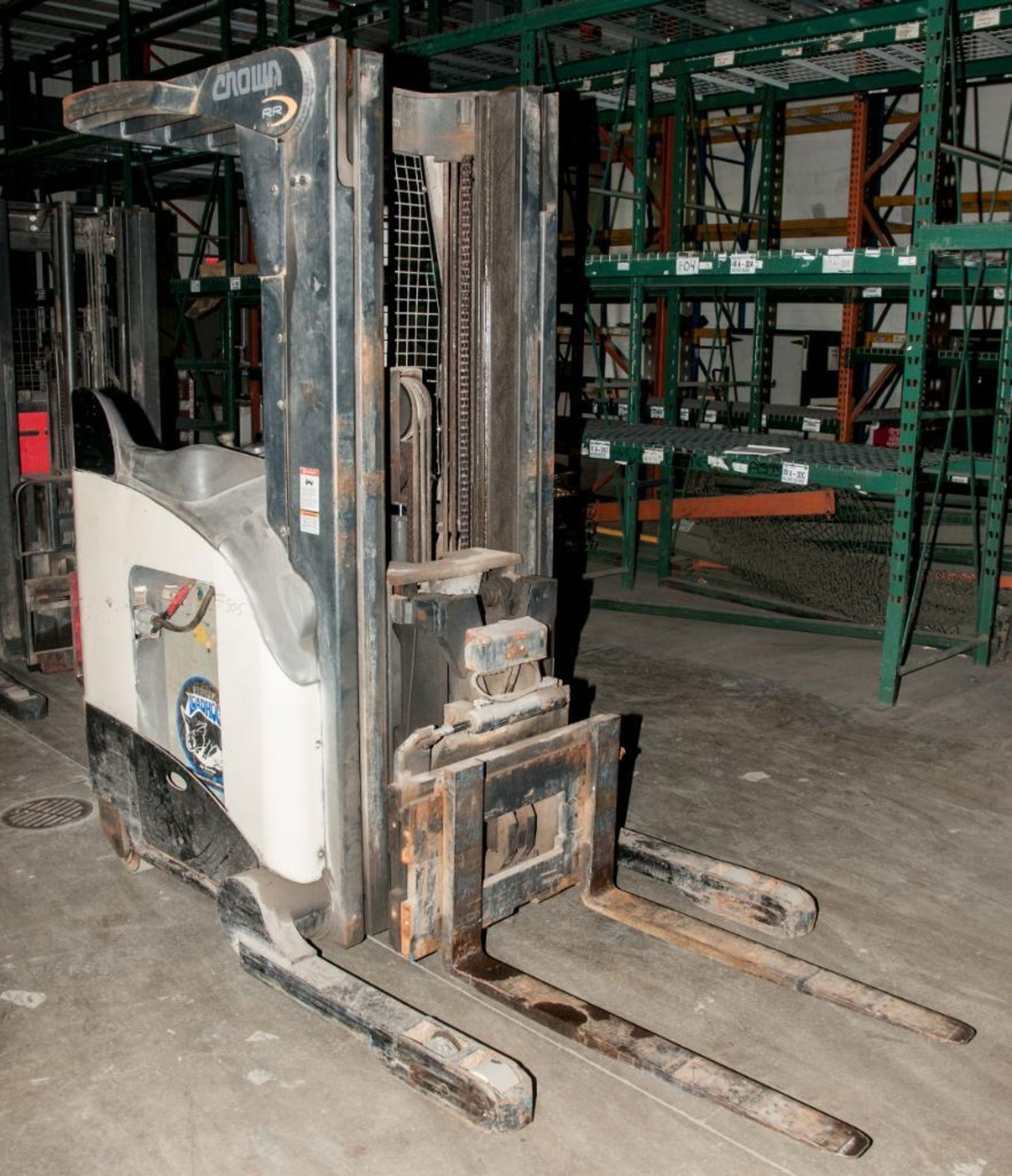 Crown Stand Up Single Reach Forklift, 36v RD 5200 Series, s/n 1A263505, 3,000 lb. Cap., 198", Side S - Image 2 of 4