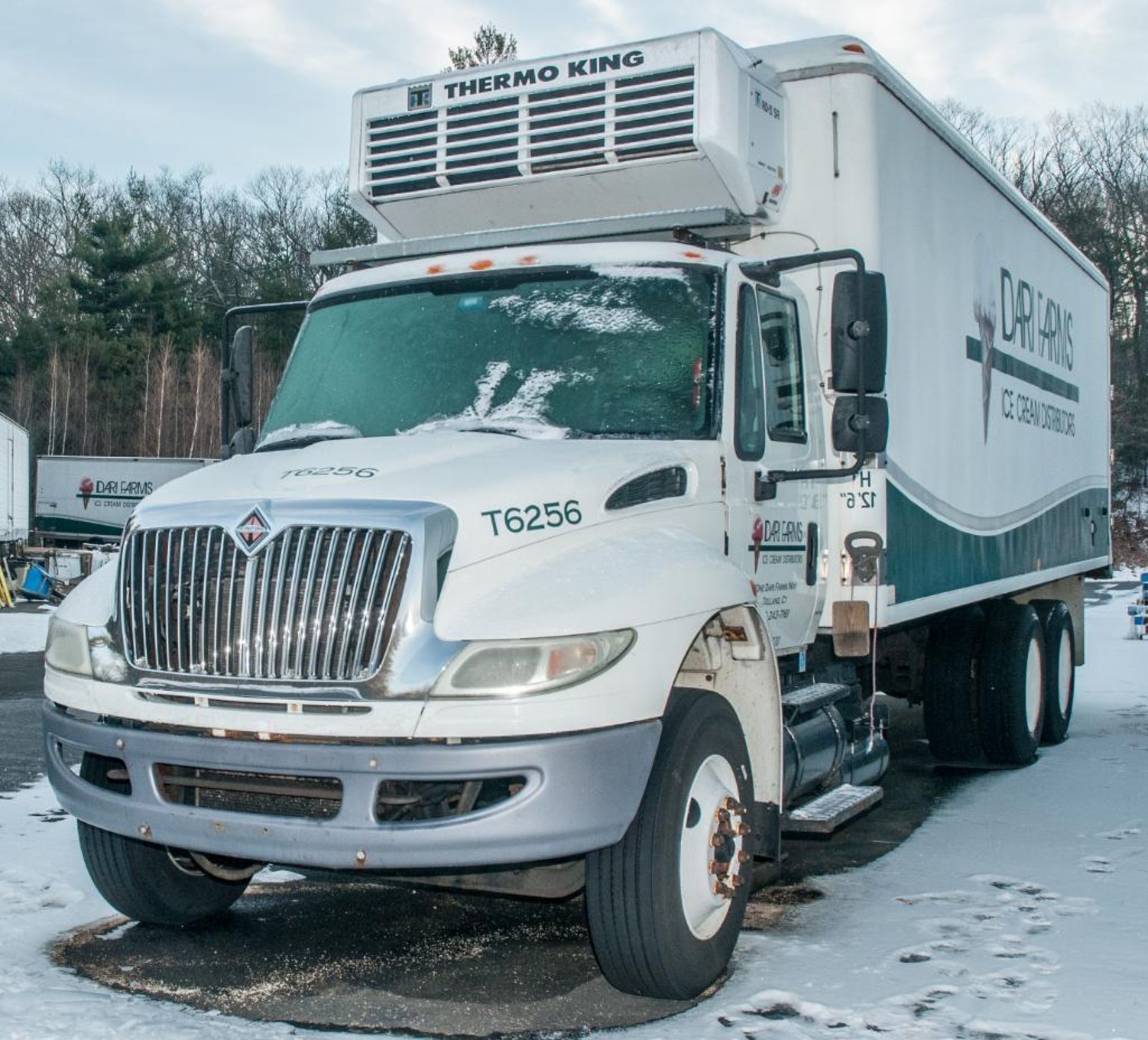 International DuraStar 4400 24' S/A Reefer Truck Vin: 1HTMSAAR26H215021 (2006) DT466 Engine, Allison