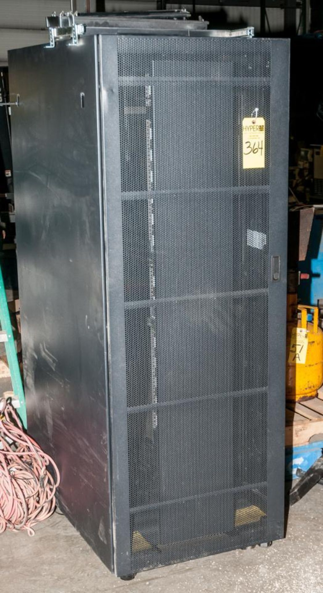 IBM 36U Server Cabinet, w/ Power distribution