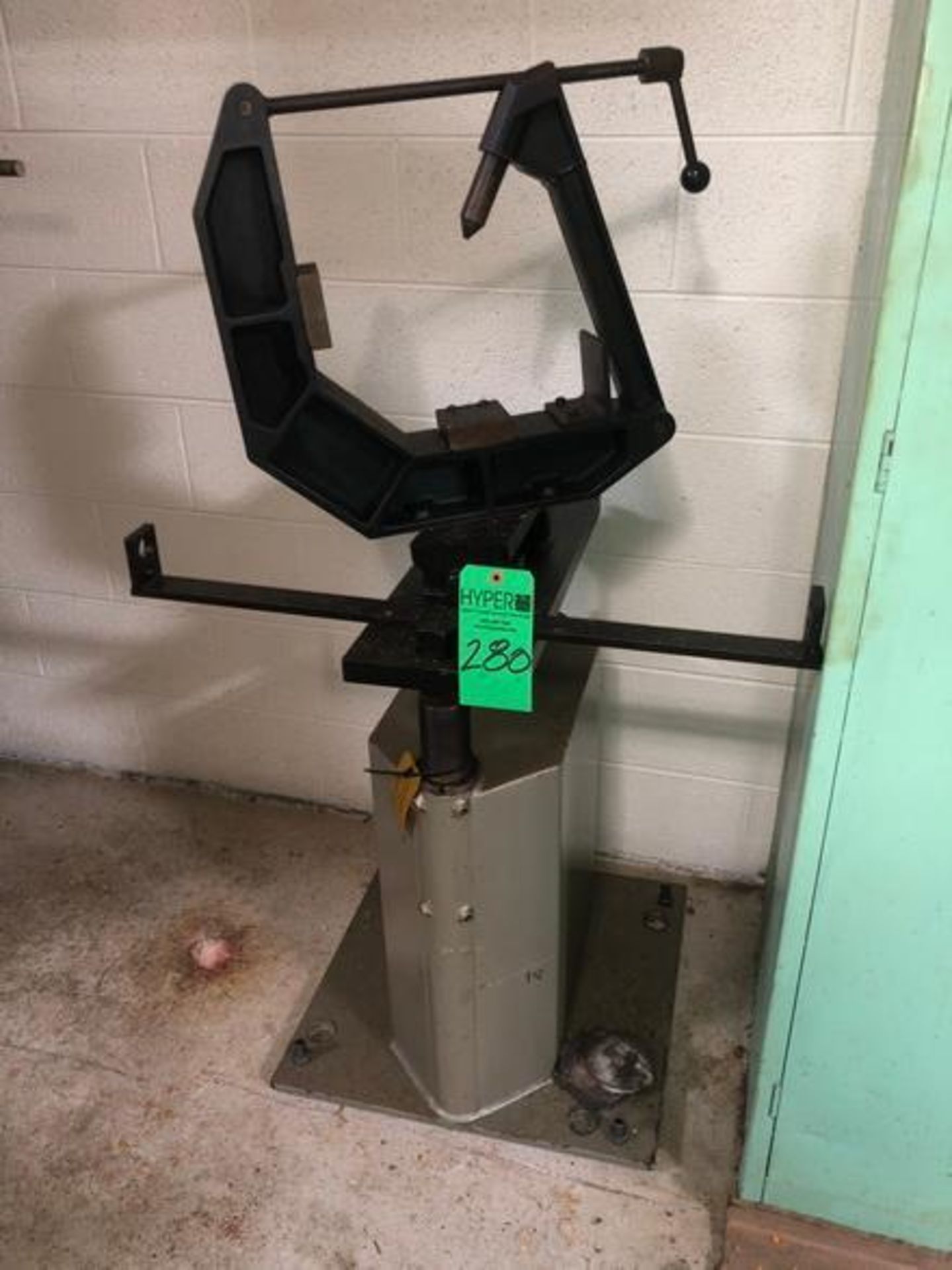 Bar Feeder Clamp with adjustable Hight - Image 2 of 5