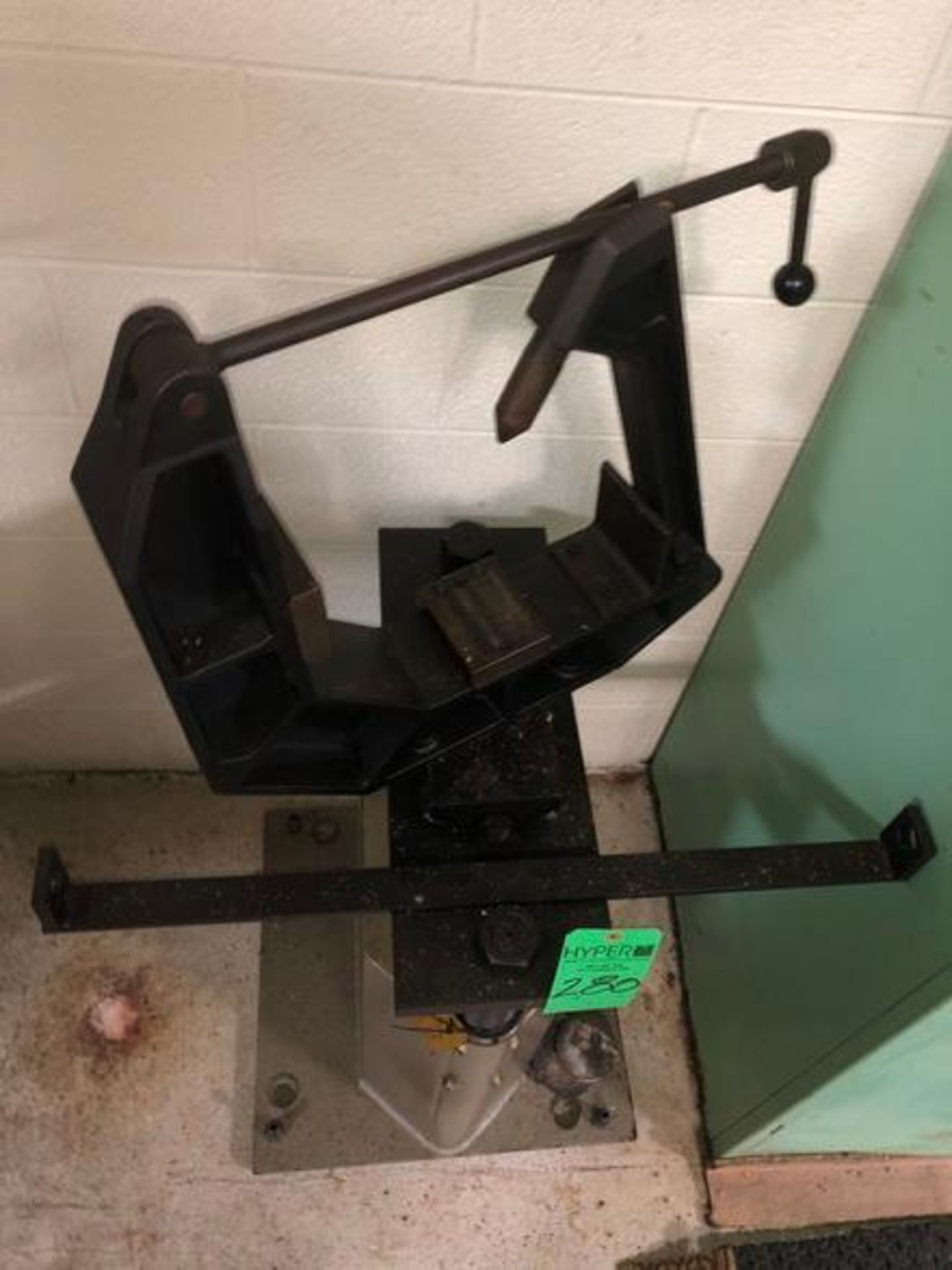 Bar Feeder Clamp with adjustable Hight - Image 4 of 5