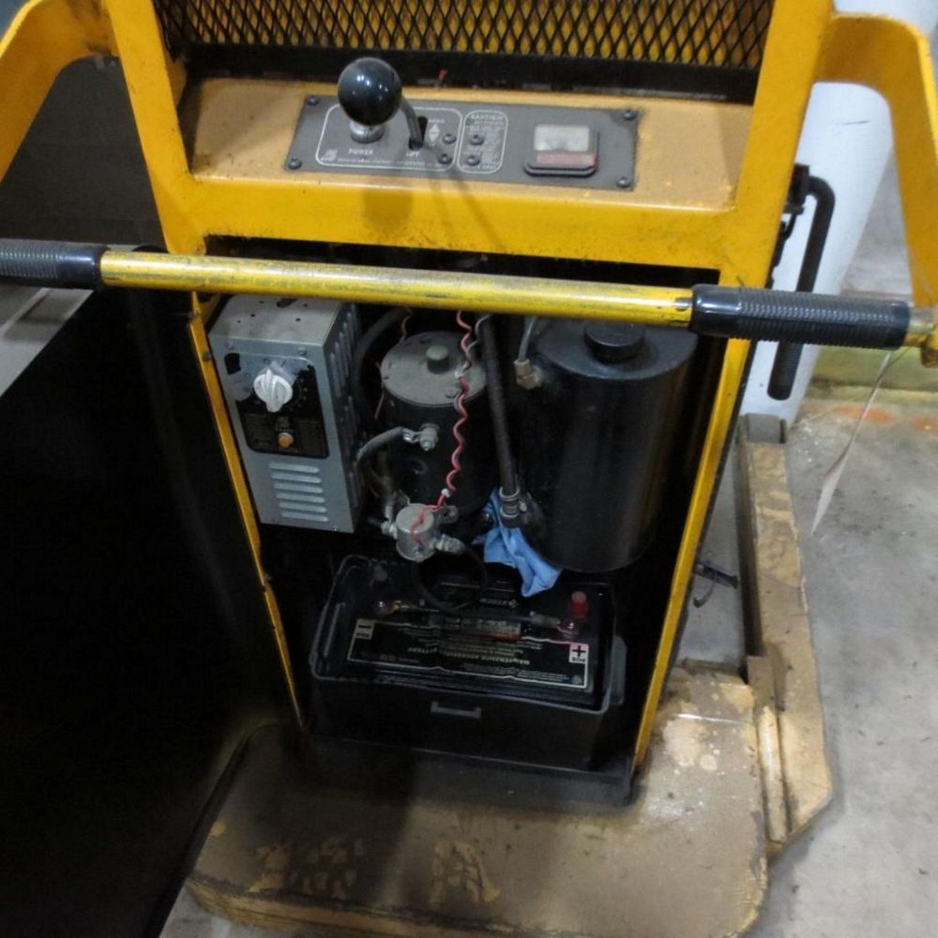 Big Joe Model 2018-A6-5 2000 LB Cap. Pallet Lift, 12V with Charger, Need New Battery - Image 3 of 3