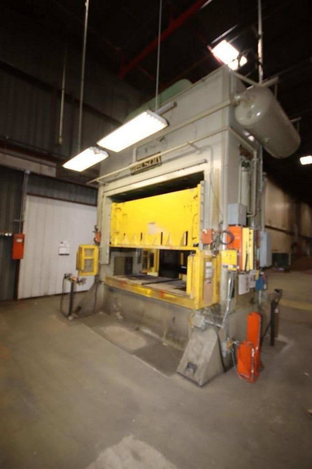 Verson 250 Ton Press *Subject to Bulk Bid