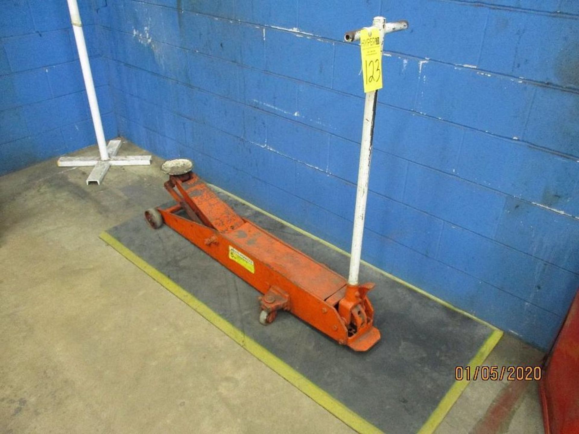 ATD 5-Ton Hydrulic Floor Jack