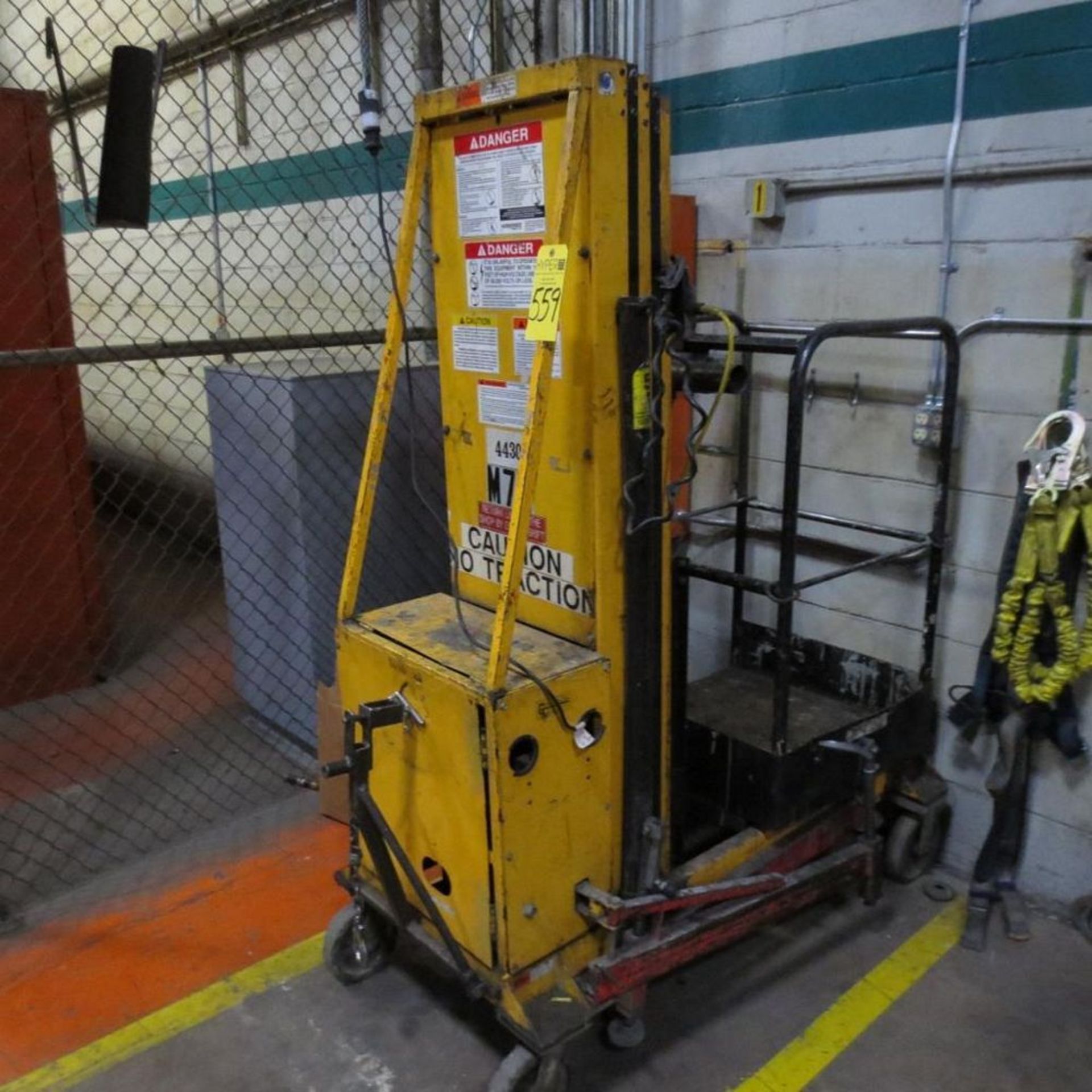 Workforce Manlift, 23' 6" Max Height, 12V