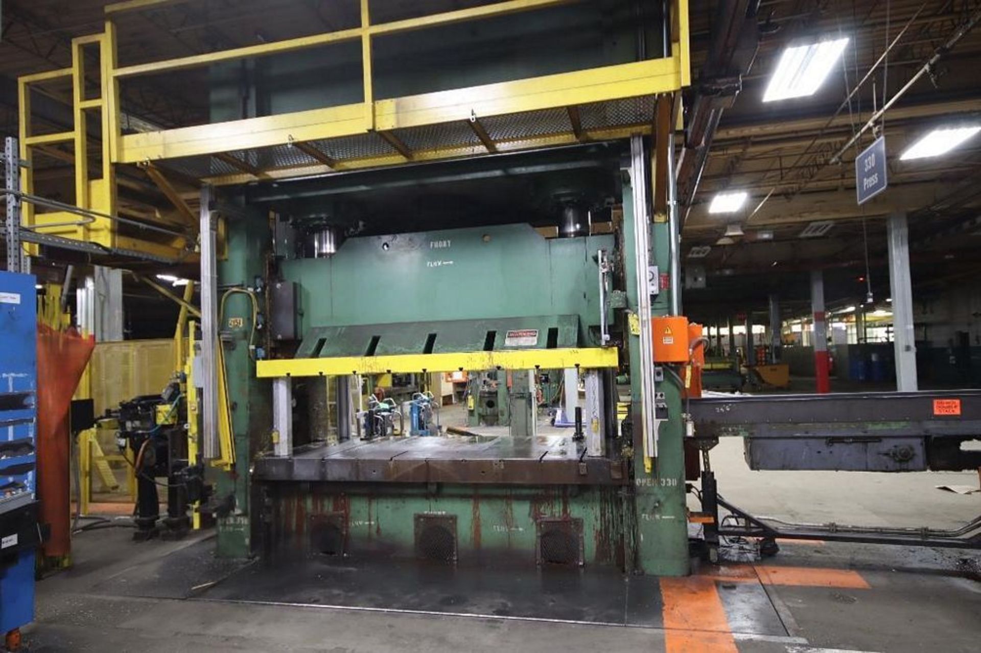 Pacific Hydraulic Press 600D-S4, 600 Ton, Bed 54" x 123", 7 SPM *Subject to Bulk Bid