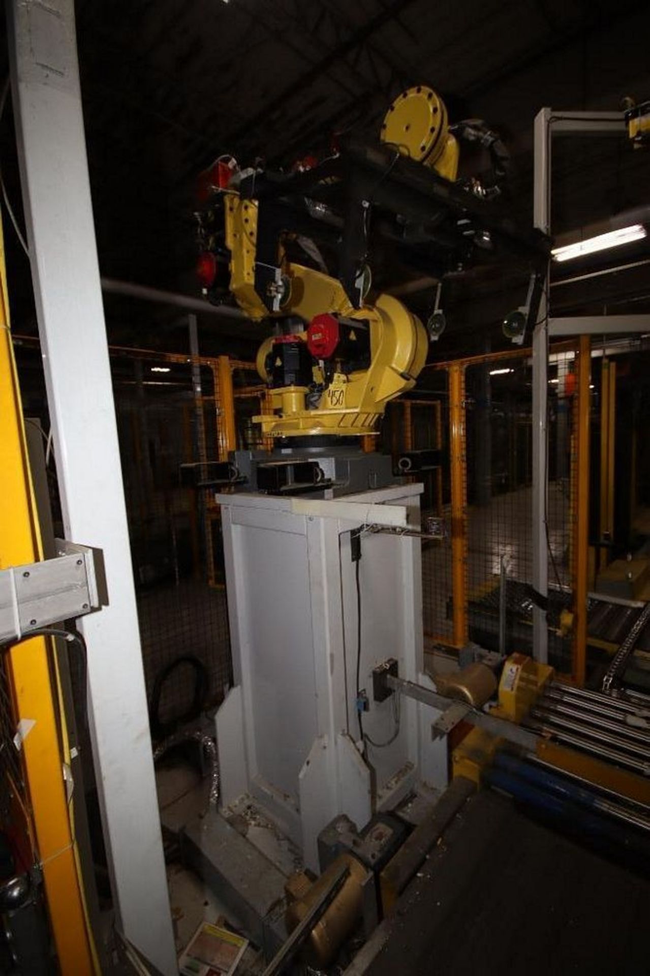 Fanuc Robot R-2000iB 210F, F143391, Type A05B-1329-B205, #R13Y023231, 2013, Control System R-30 iB,