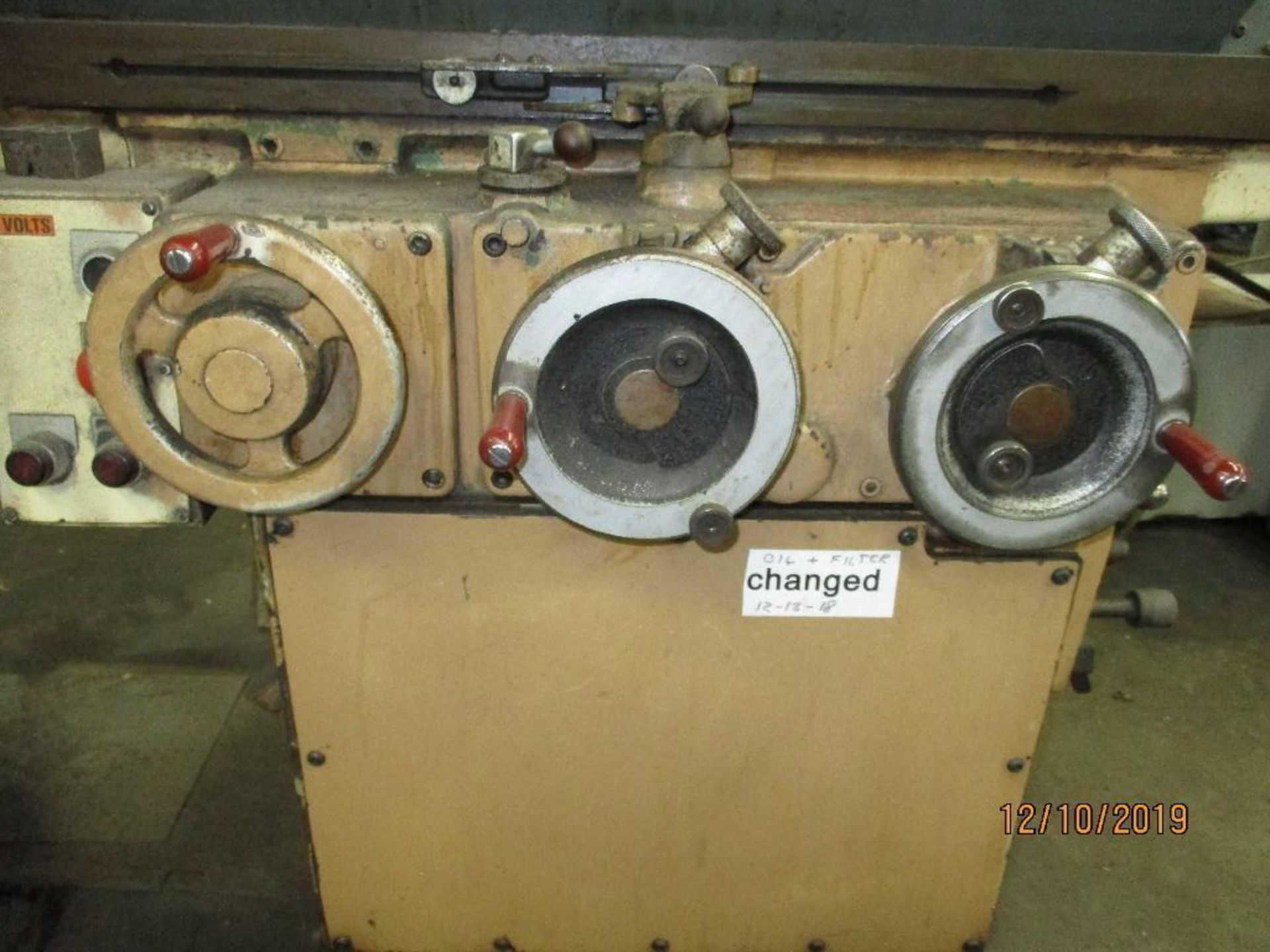 Brown And Sharpe Surface Grinder, Power Feed Bed, 18" x 6" Magnetic Chuck, M/N 618 S/N 523-6181-5718 - Image 6 of 8