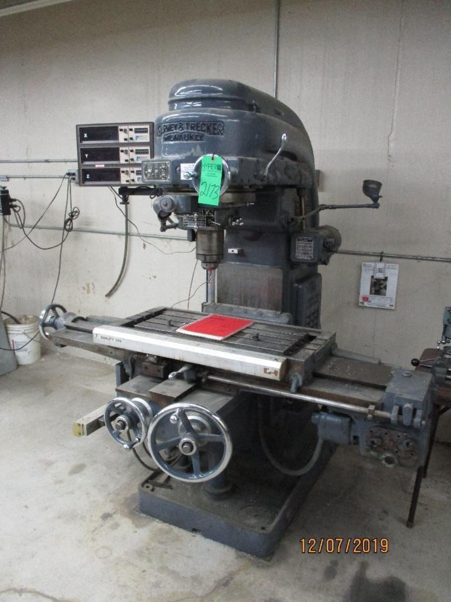 Kearney And Trecker Rotary Head Milling Machine, X,Y,Z Axis Controls, 3' x 16" T-Slot Power Feed Bed