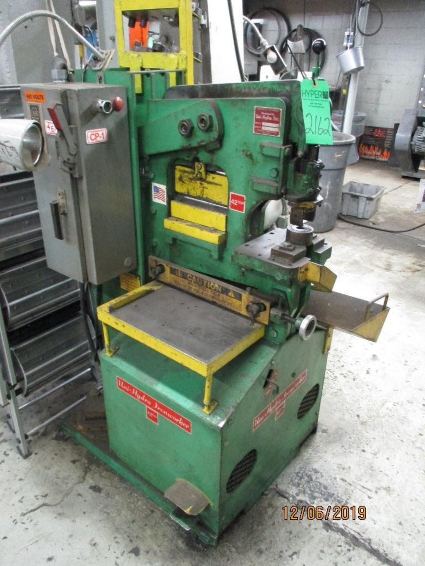 Uni-Hydro 42 Ton Ironworker M/N 42-14 S/N 3P2757X