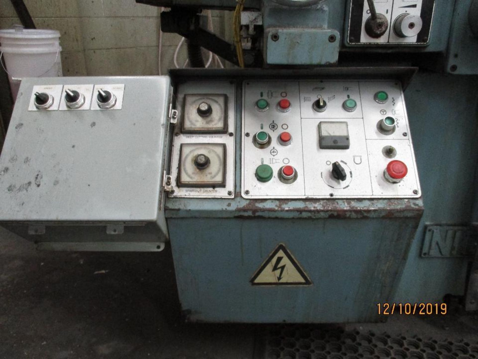 Nicco Surface Grinder, Power Feed Bed, 32" x 16" Magnetic Chuck, M/N NSG S/N J4101 - Image 10 of 14