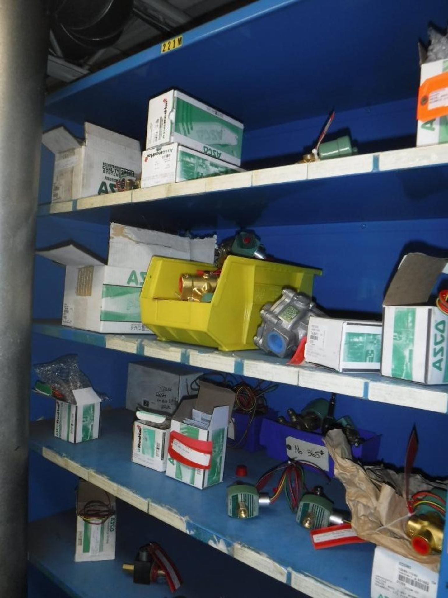 Contents of Shelves 216M Thru 224M-Valves,Balancers,Ross Valves,Solenoids,Red Hat Valves,Elements, E - Image 12 of 19