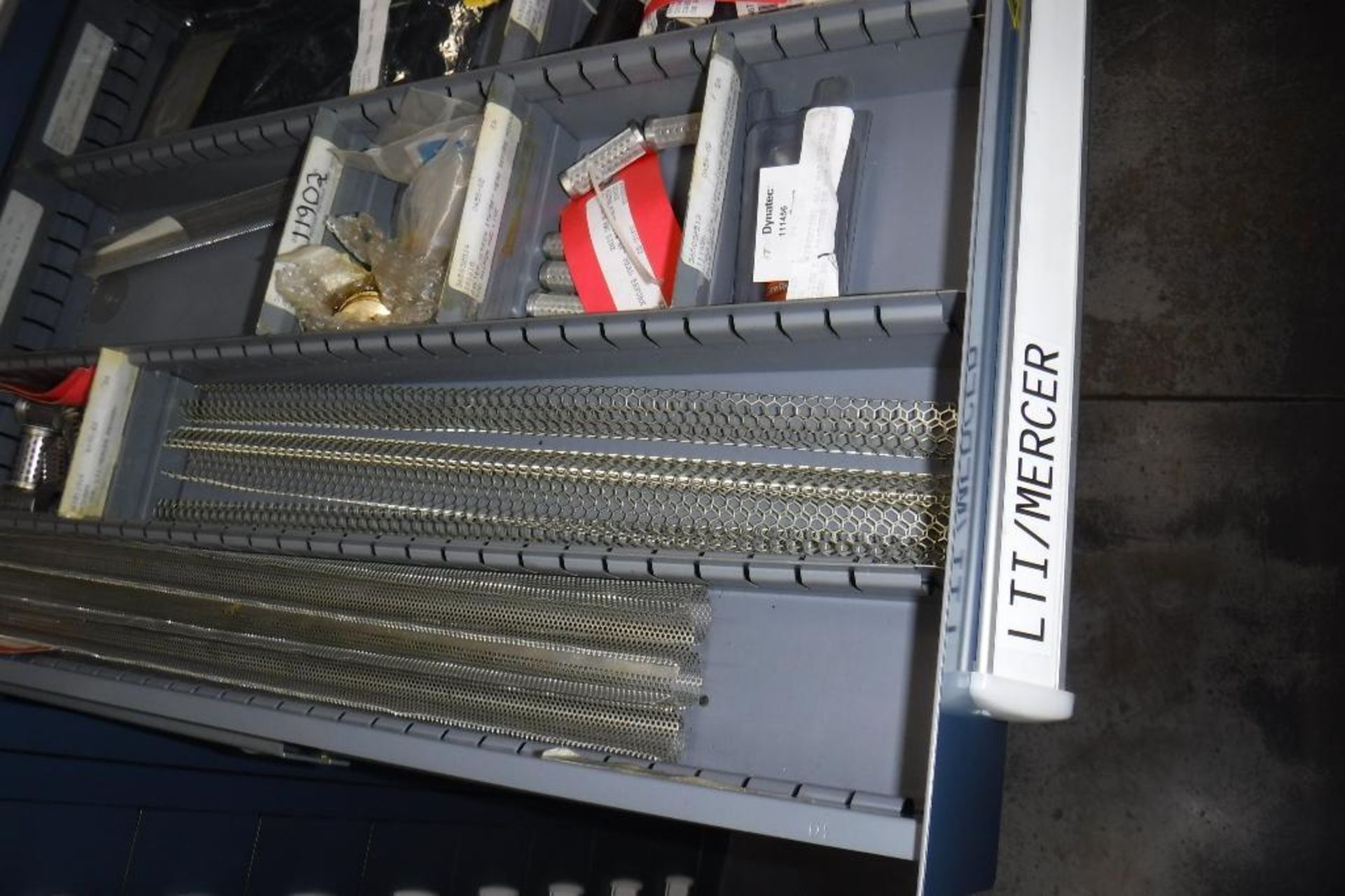 9-Drawer Vidmar Cabinet with Contents-LTI/Mercury Hot Melt System, Pipe Fittings, Mercoid, Etc., MUS - Bild 9 aus 12