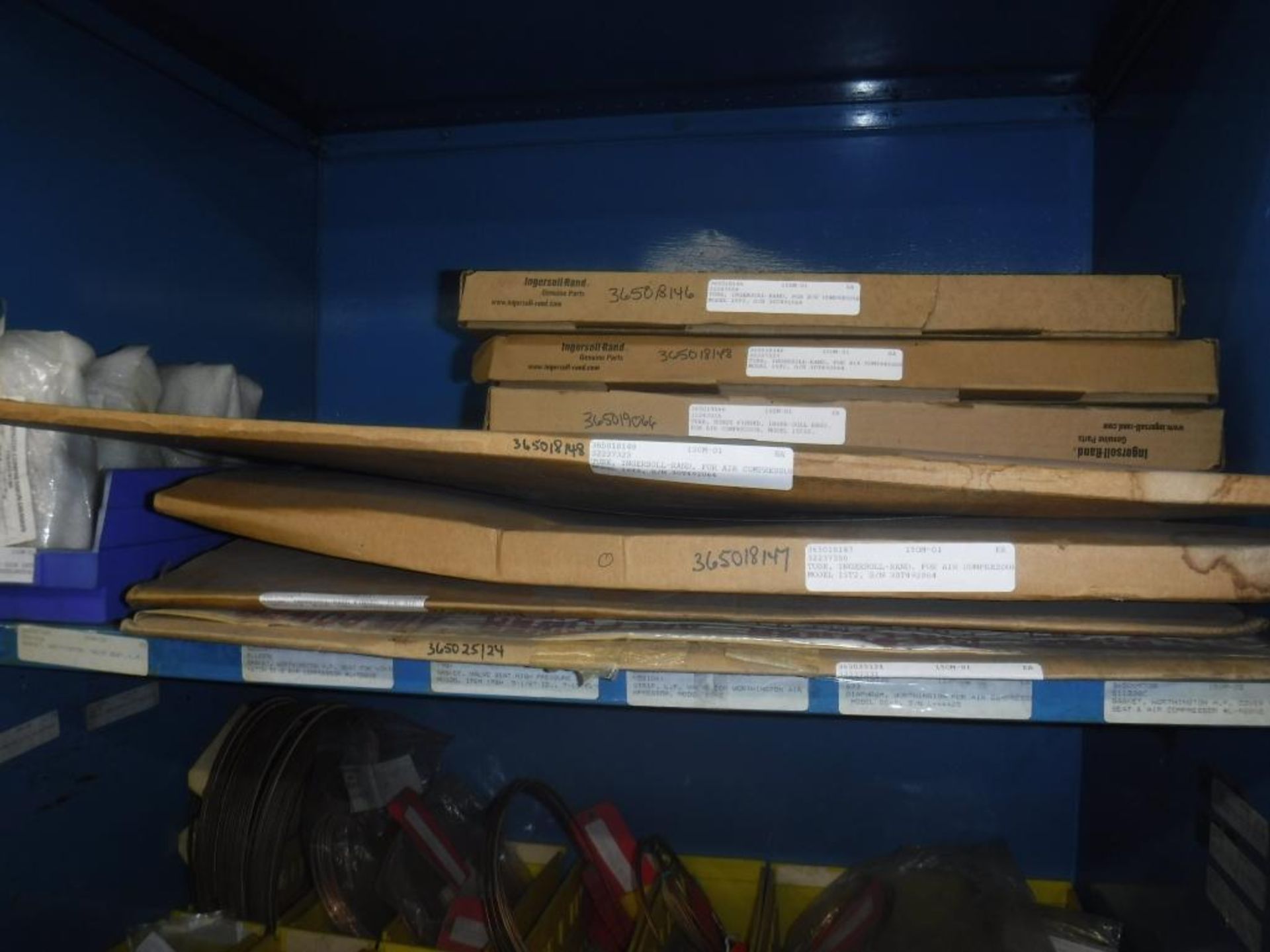 Contents of Shelving 145M Thru 154M-Shafts,Gaskets,Brackets,Links,Bolts,Bearings,Bushings,Tube Assy. - Image 17 of 27