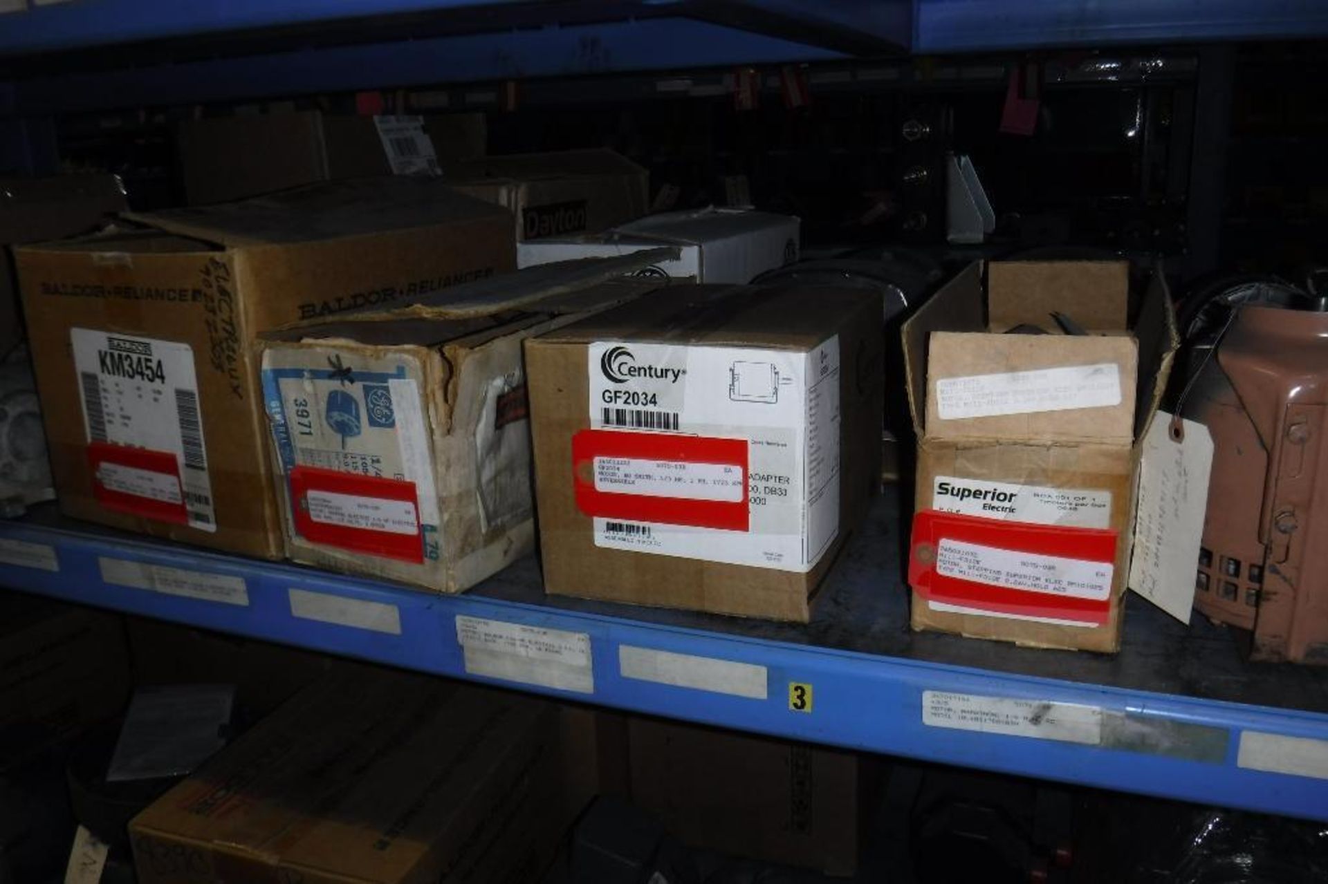 Contents of Rack 507S-Motors, Containers, Etc., MUST REMOVE BY 2/14/20-MUST BE REMOVED IN THE ENTIRI - Image 7 of 27