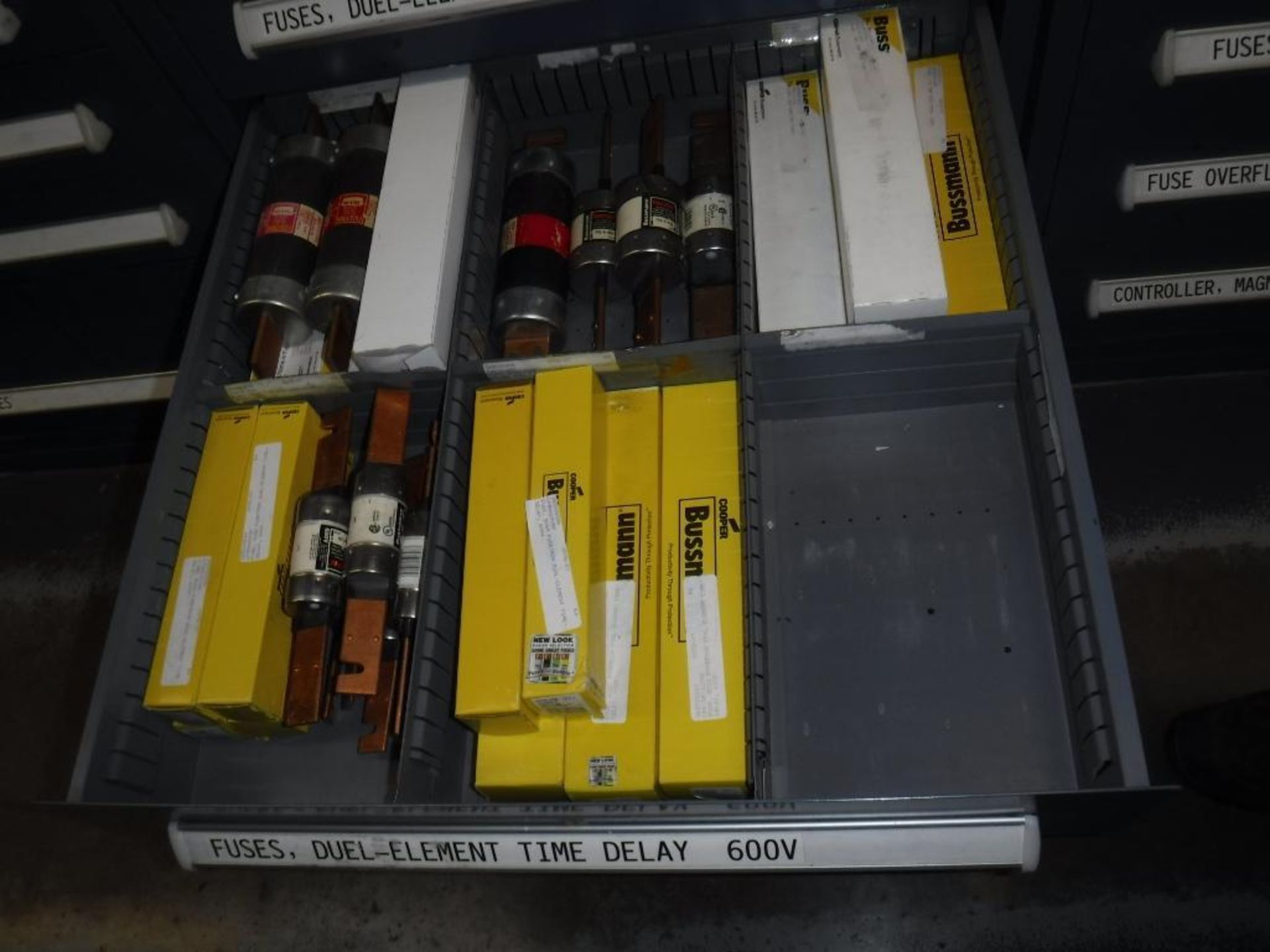 9-Drawer Vidmar Cabinet With Contents Fuses, MUST REMOVE BY 2/14/20-MUST BE REMOVED IN THE ENTIRITY - Image 4 of 13