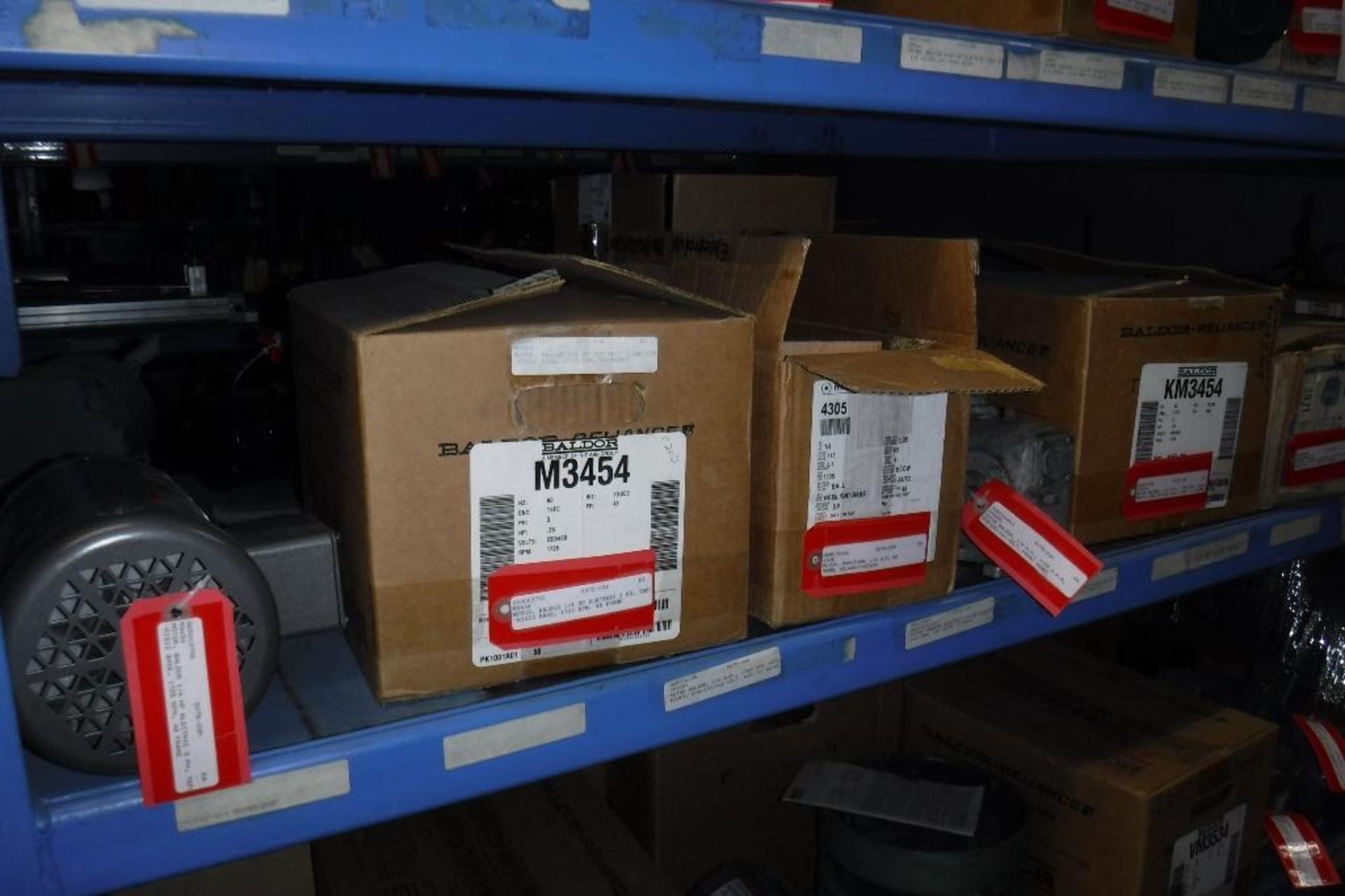 Contents of Rack 507S-Motors, Containers, Etc., MUST REMOVE BY 2/14/20-MUST BE REMOVED IN THE ENTIRI - Image 8 of 27