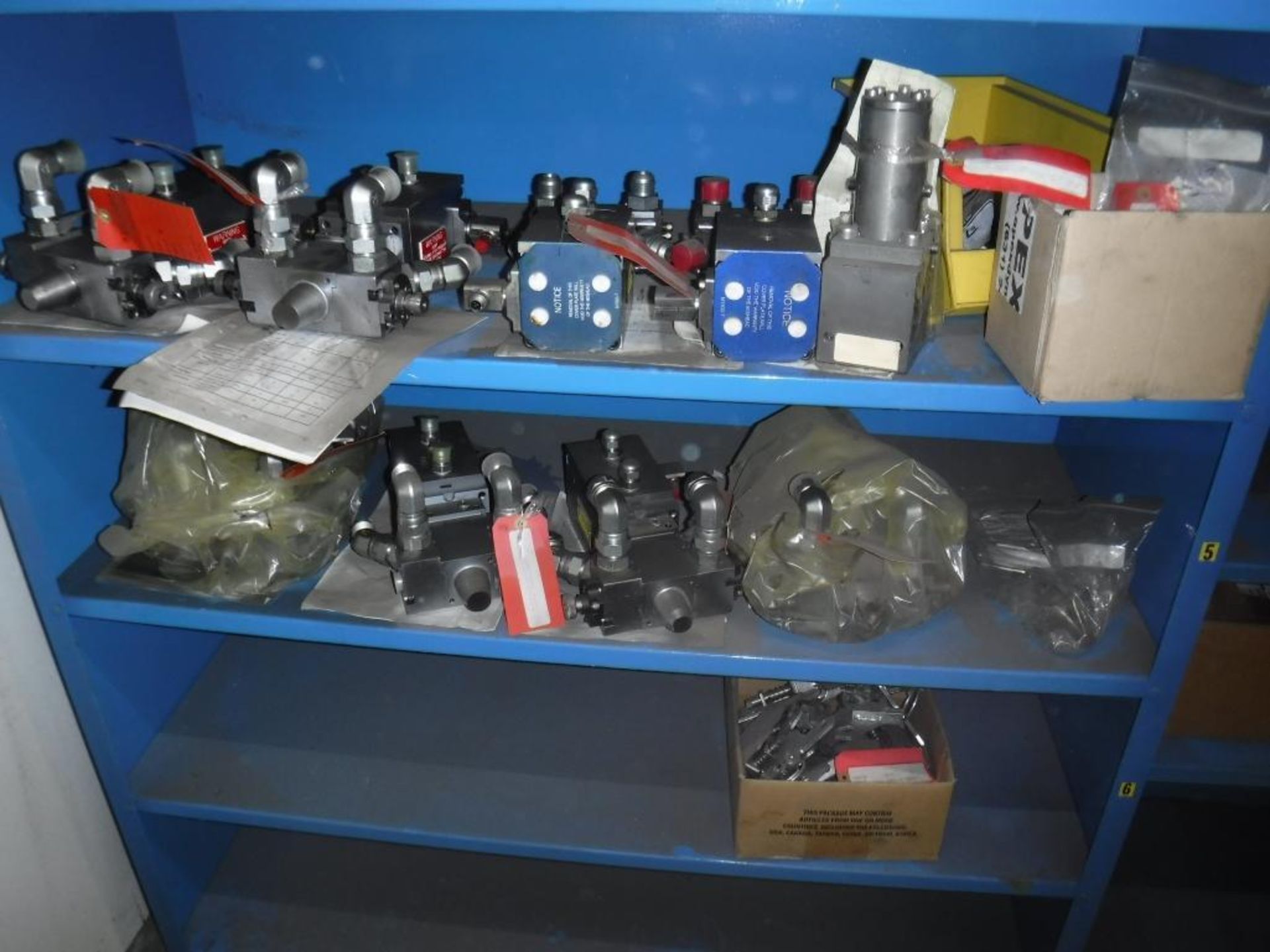Contents of 2-Shelf Units-Mix Heads,Cables,Seating Valve,Axis Drives for Robts IRB 2000,Etc., LOCATE - Image 2 of 6