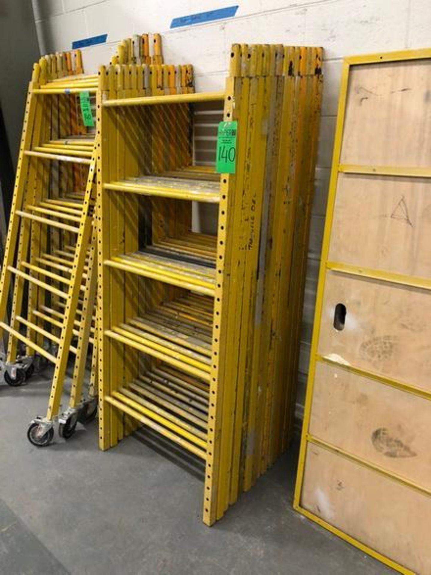 Large Quantity of Assorted Scaffold Tower Steel 6 ft. Platform Height, 6 ft. 3" Overall Height, 1000 - Image 10 of 14