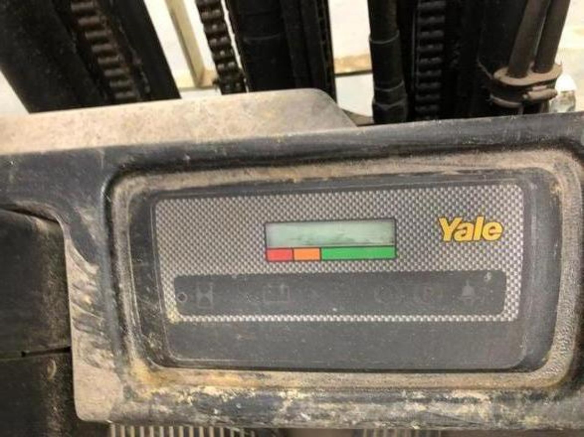 Yale 3,700 Electric Forklift Truck * please inspect not taking a charger * - Image 5 of 17