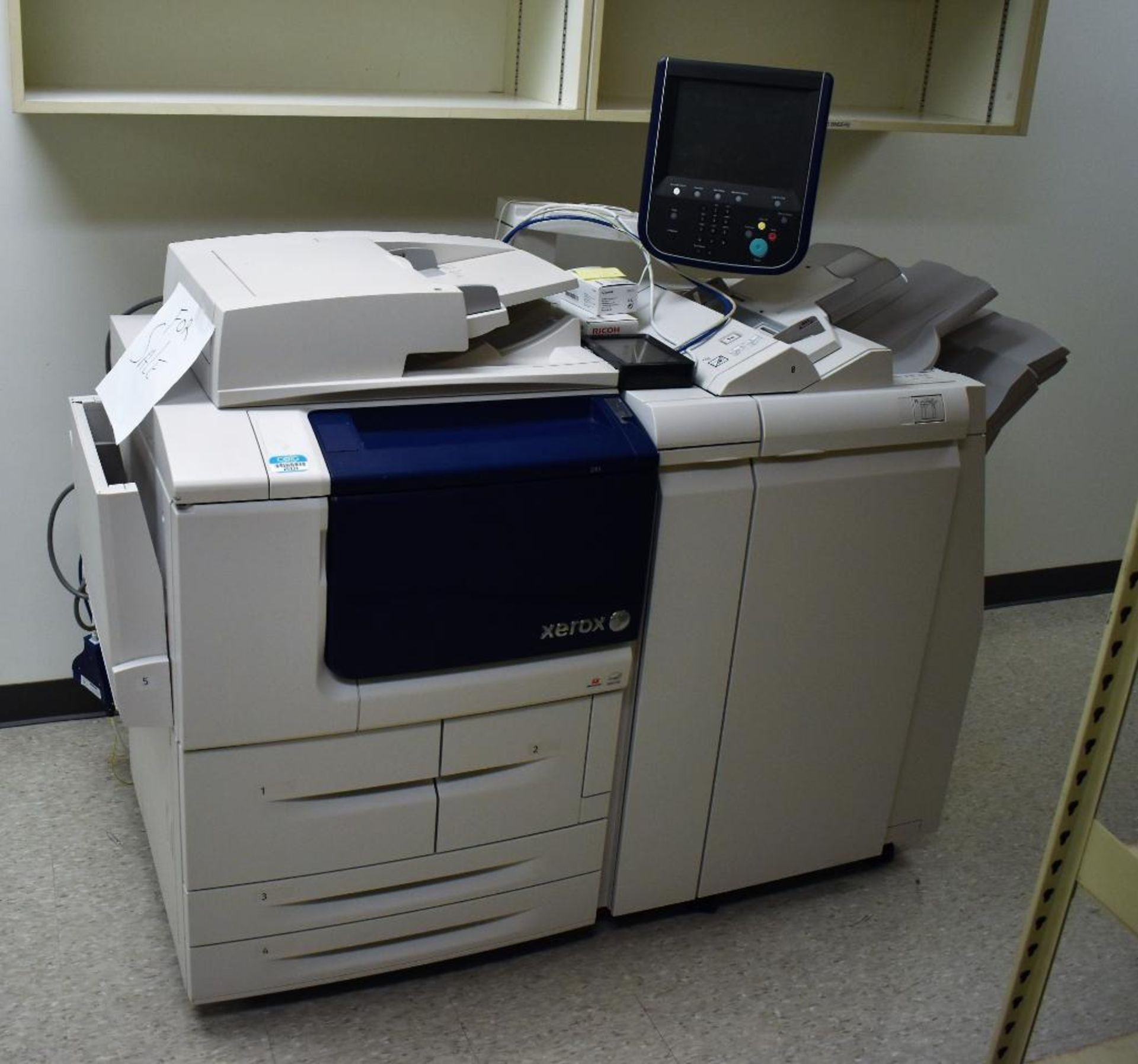 Xerox D-B120 Work Station S/N: 898E1633 w/Touch Screen Controls