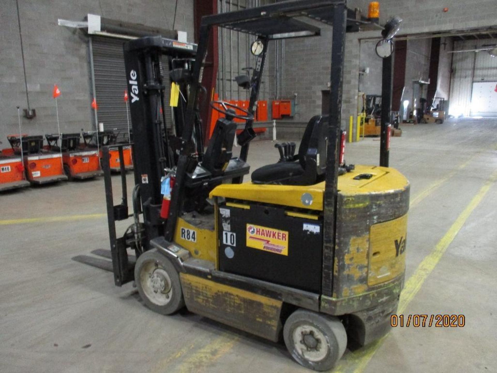 Yale Electric Forklift (R84) Double Mast, Side Shift, Auto Adjust 47" Forks, Approx. Height Reach 19 - Image 4 of 6