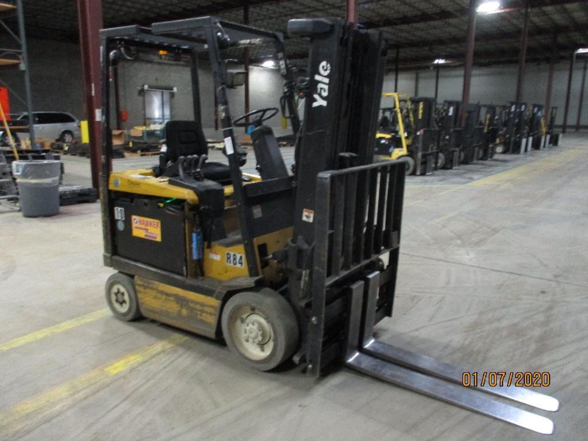 Yale Electric Forklift (R84) Double Mast, Side Shift, Auto Adjust 47" Forks, Approx. Height Reach 19 - Image 2 of 6