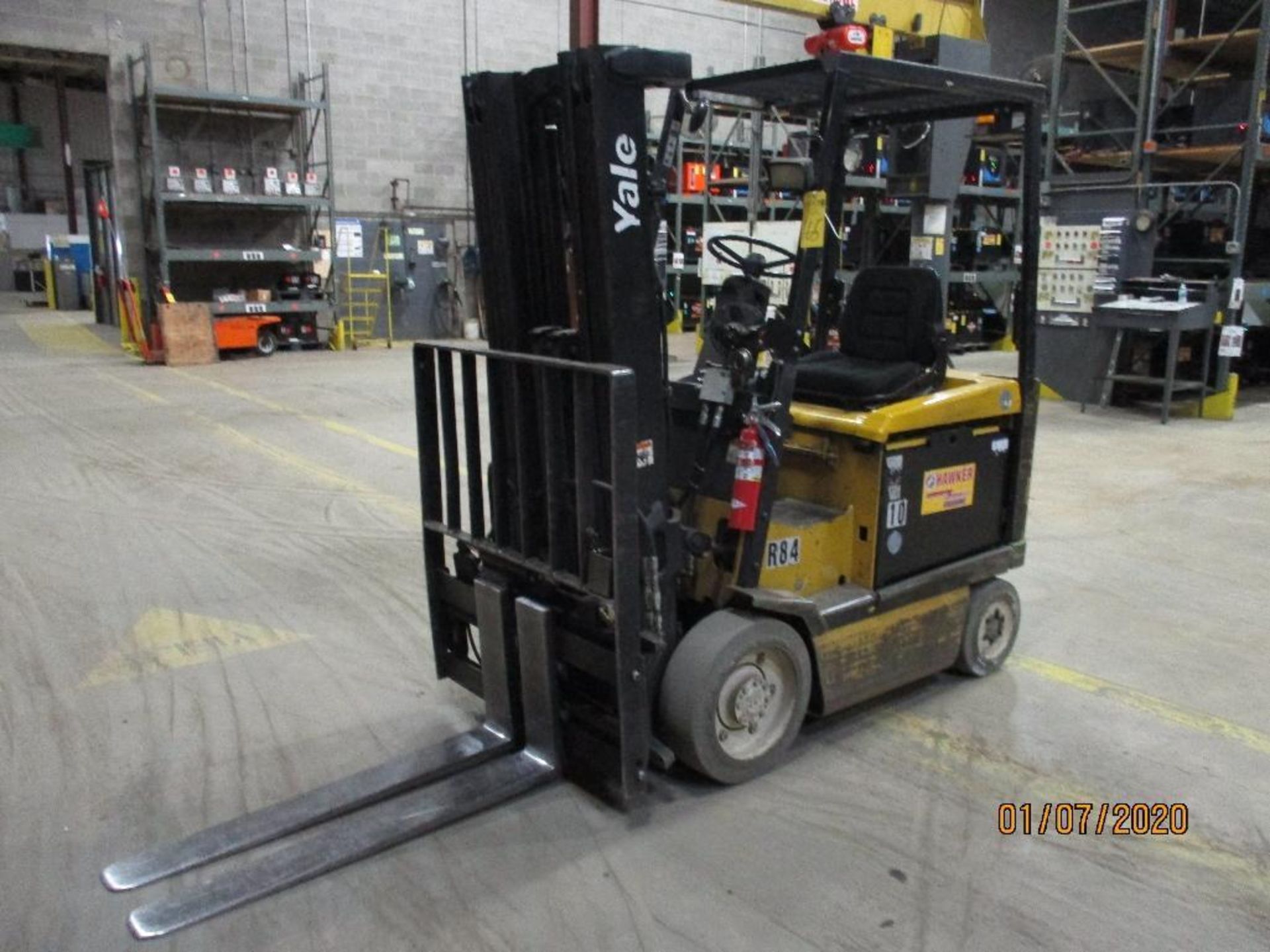 Yale Electric Forklift (R84) Double Mast, Side Shift, Auto Adjust 47" Forks, Approx. Height Reach 19