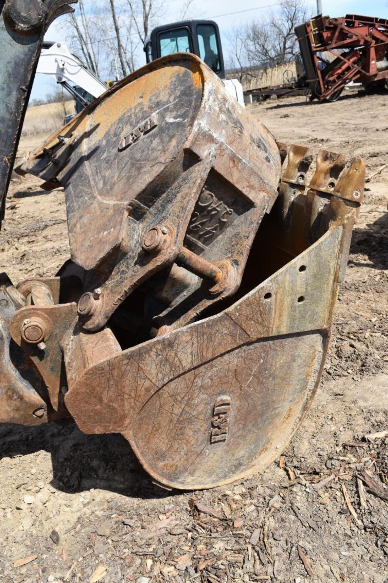 John Deere Model 135G Hydraulic Excavator S/N: 1FF135GXAEE400830 (2015) 1-24" Q/C Digging Bucket, 1- - Image 25 of 62