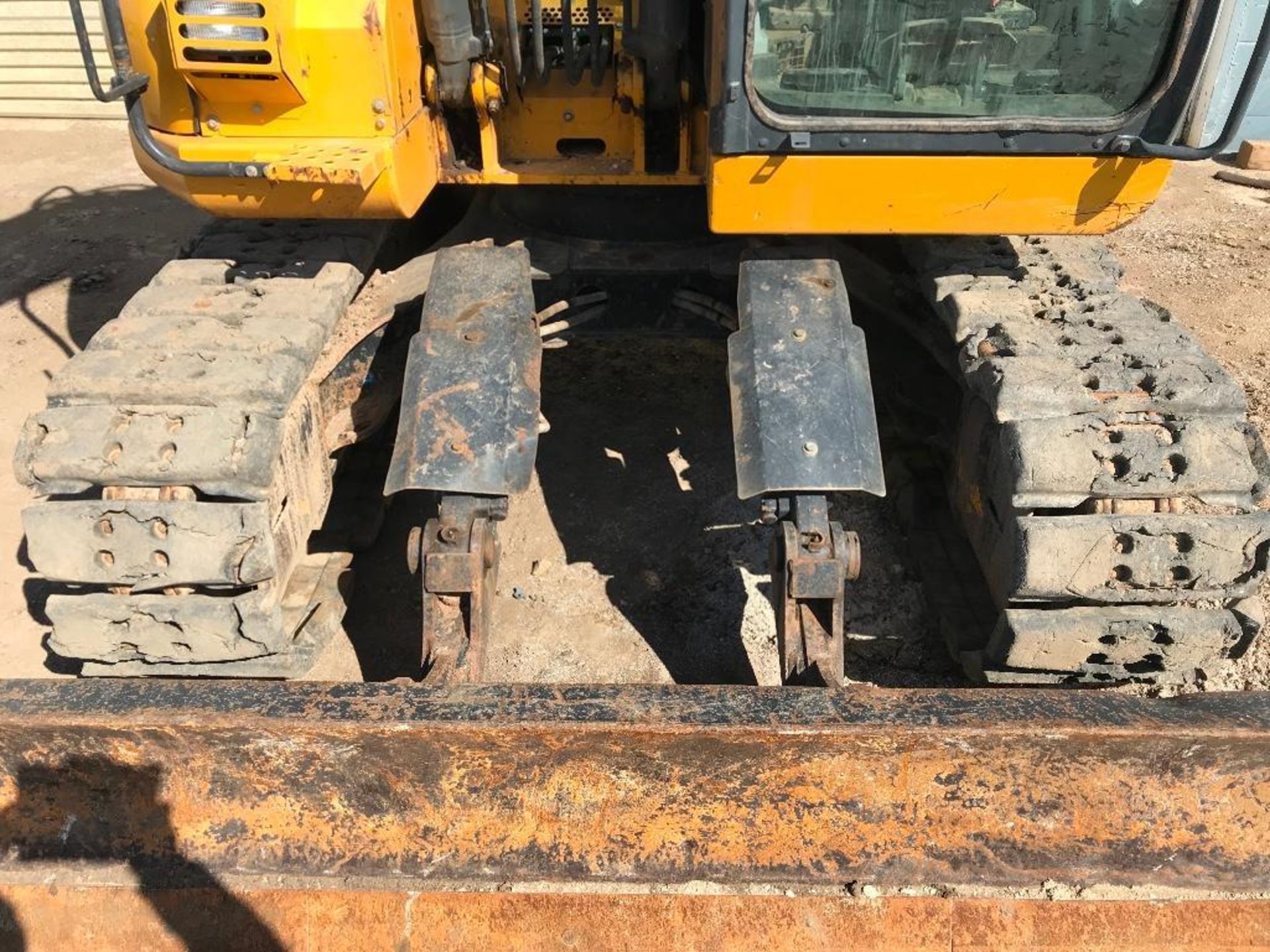 John Deere Model 135G Hydraulic Excavator S/N: 1FF135GXAEE400830 (2015) 1-24" Q/C Digging Bucket, 1- - Image 12 of 62