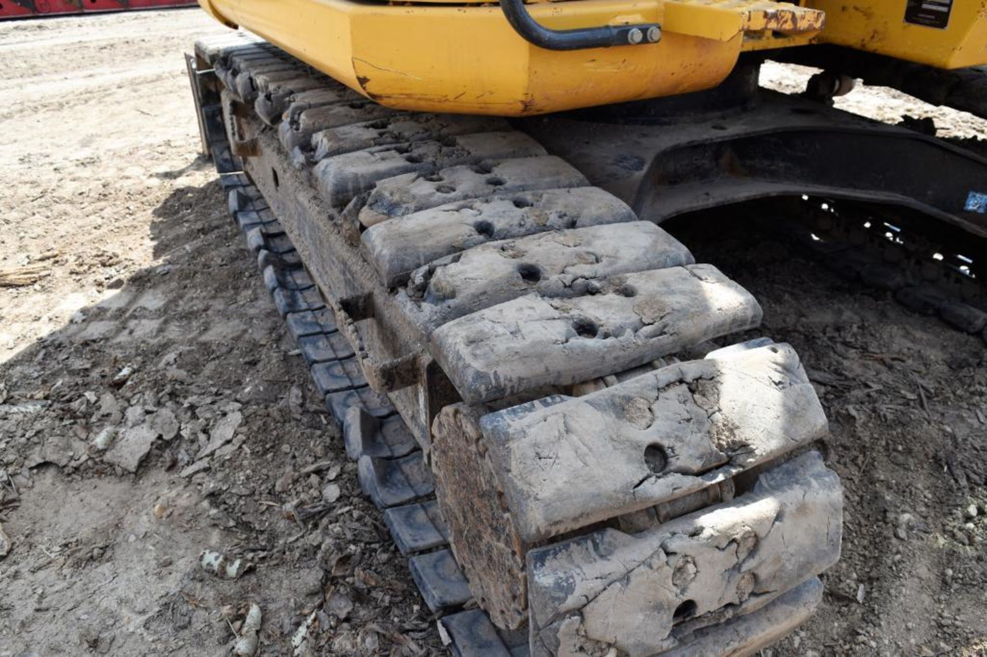 John Deere Model 135G Hydraulic Excavator S/N: 1FF135GXAEE400830 (2015) 1-24" Q/C Digging Bucket, 1- - Image 37 of 62