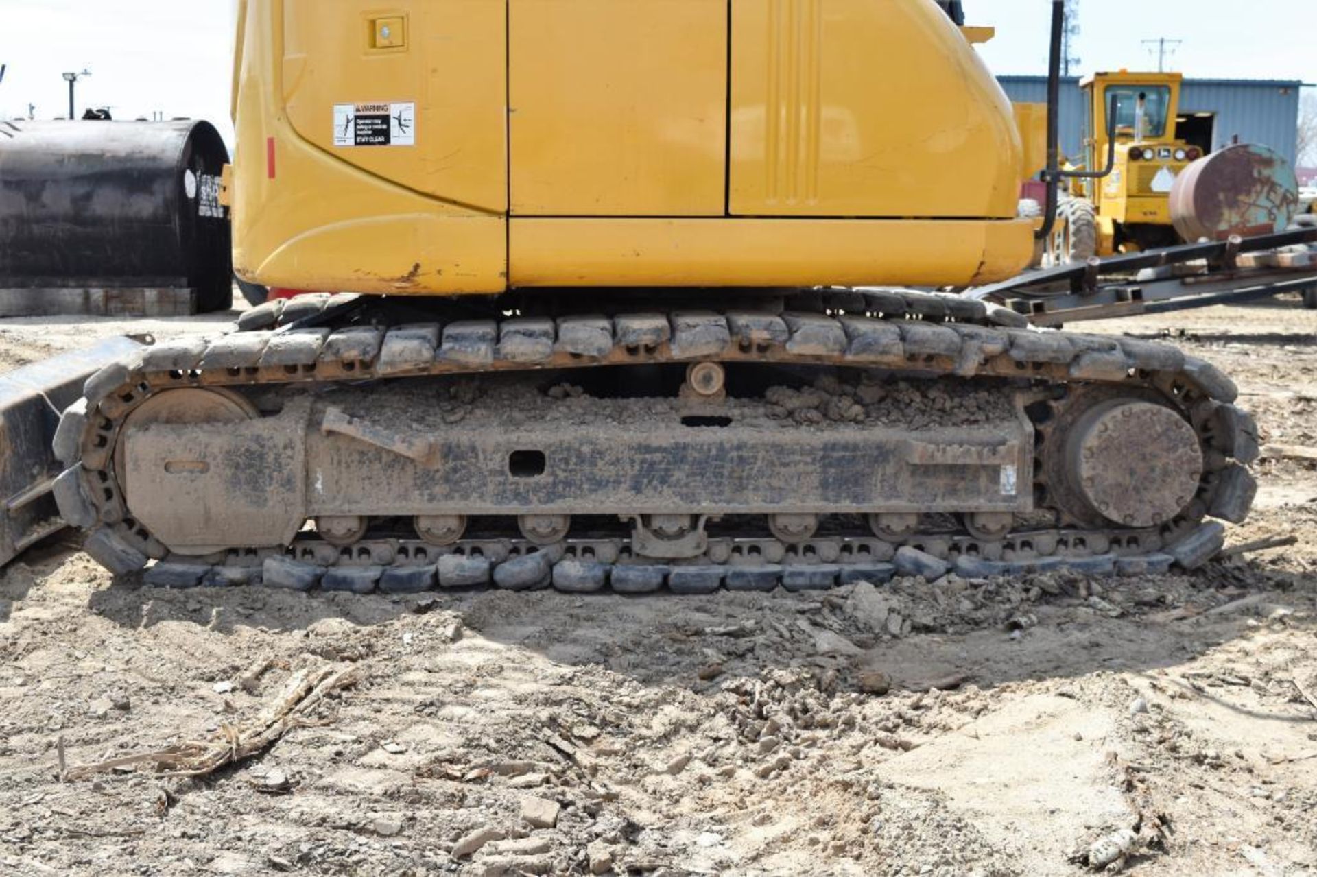 John Deere Model 135G Hydraulic Excavator S/N: 1FF135GXAEE400830 (2015) 1-24" Q/C Digging Bucket, 1- - Image 16 of 62