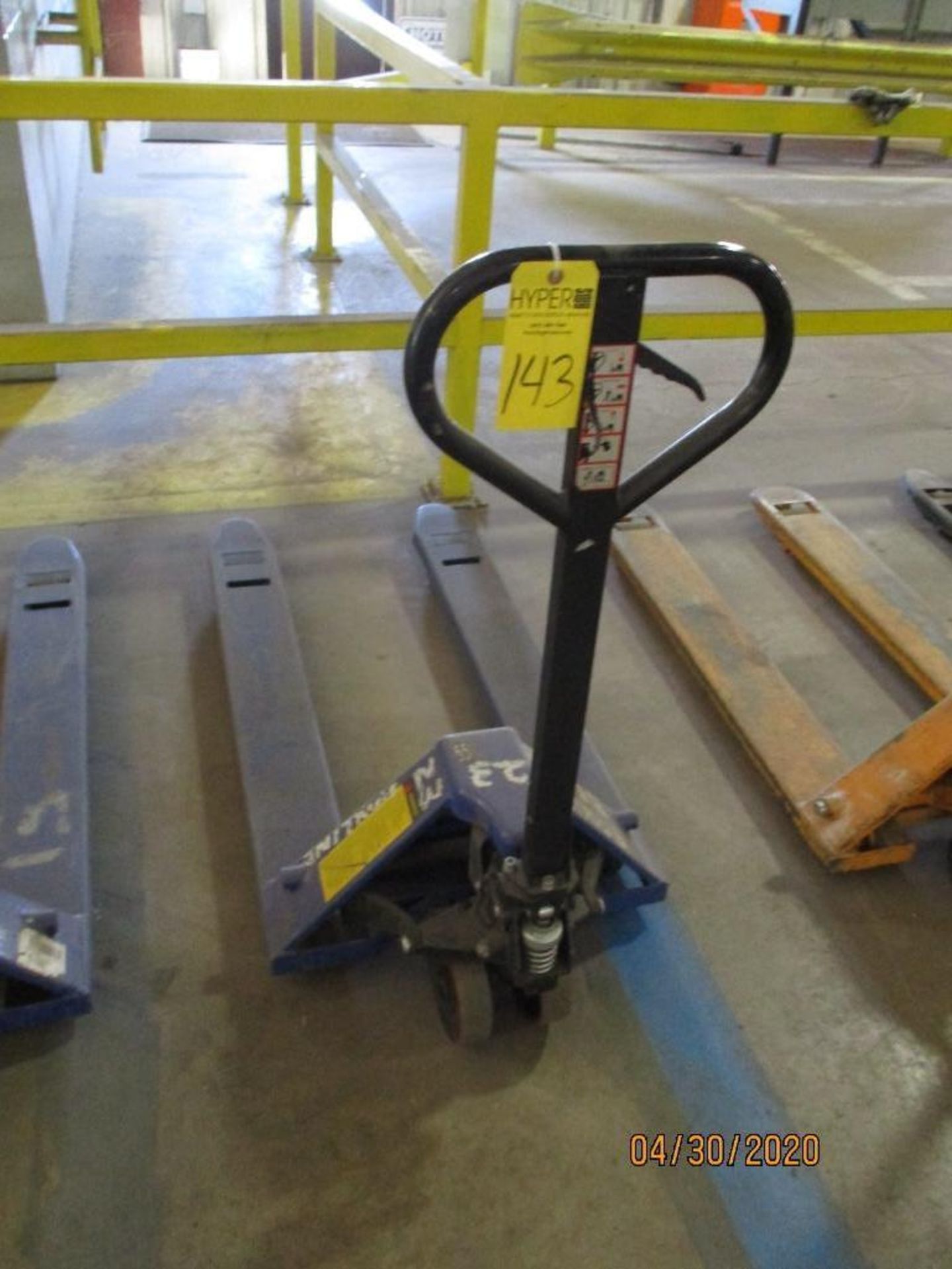 Pallet Jack 5,500lb Capacity