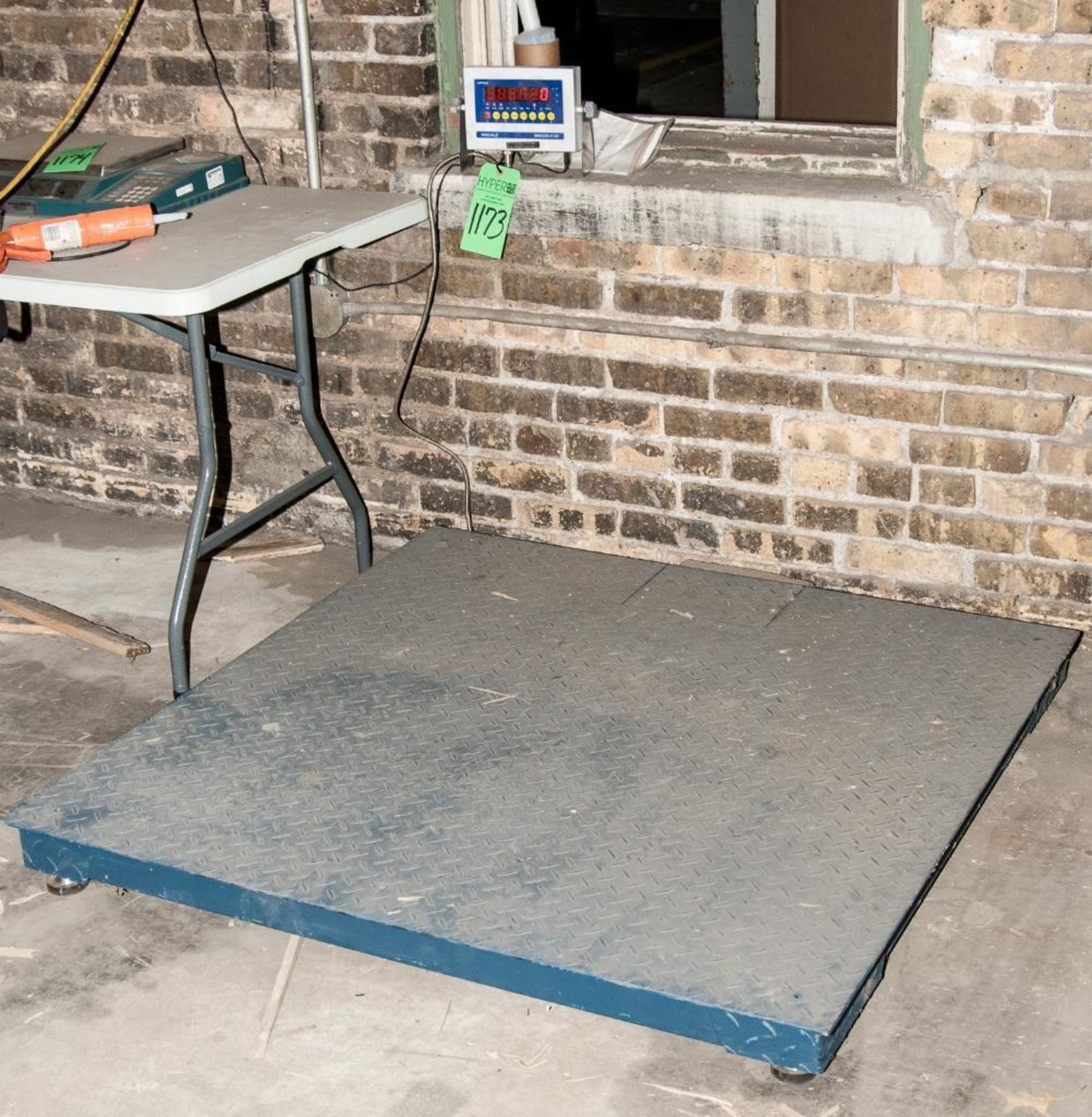 48" X 48" Pallet Scale with Inscale Read Out