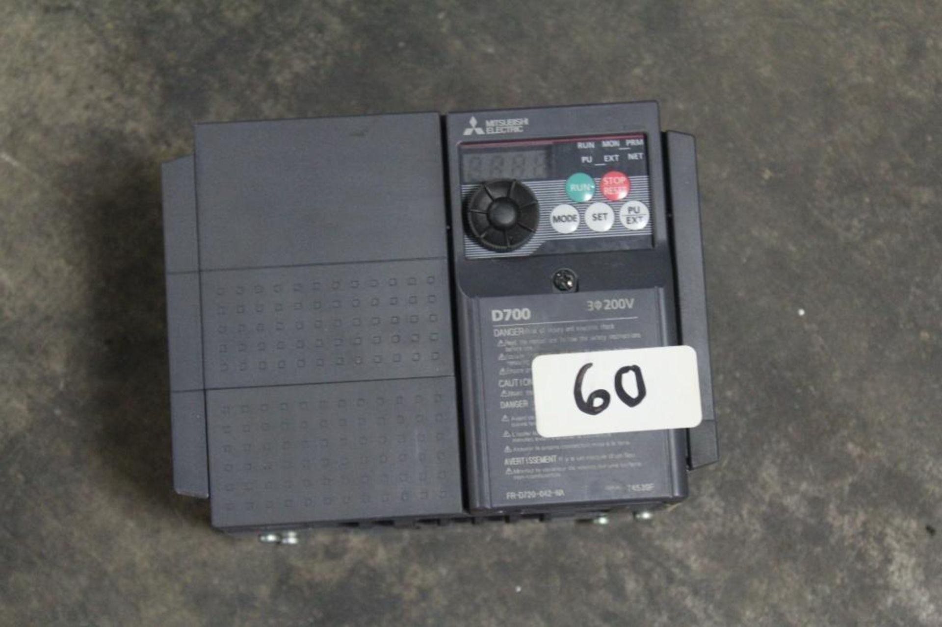 Mitsubishi FR-D720-165-NA Inverter