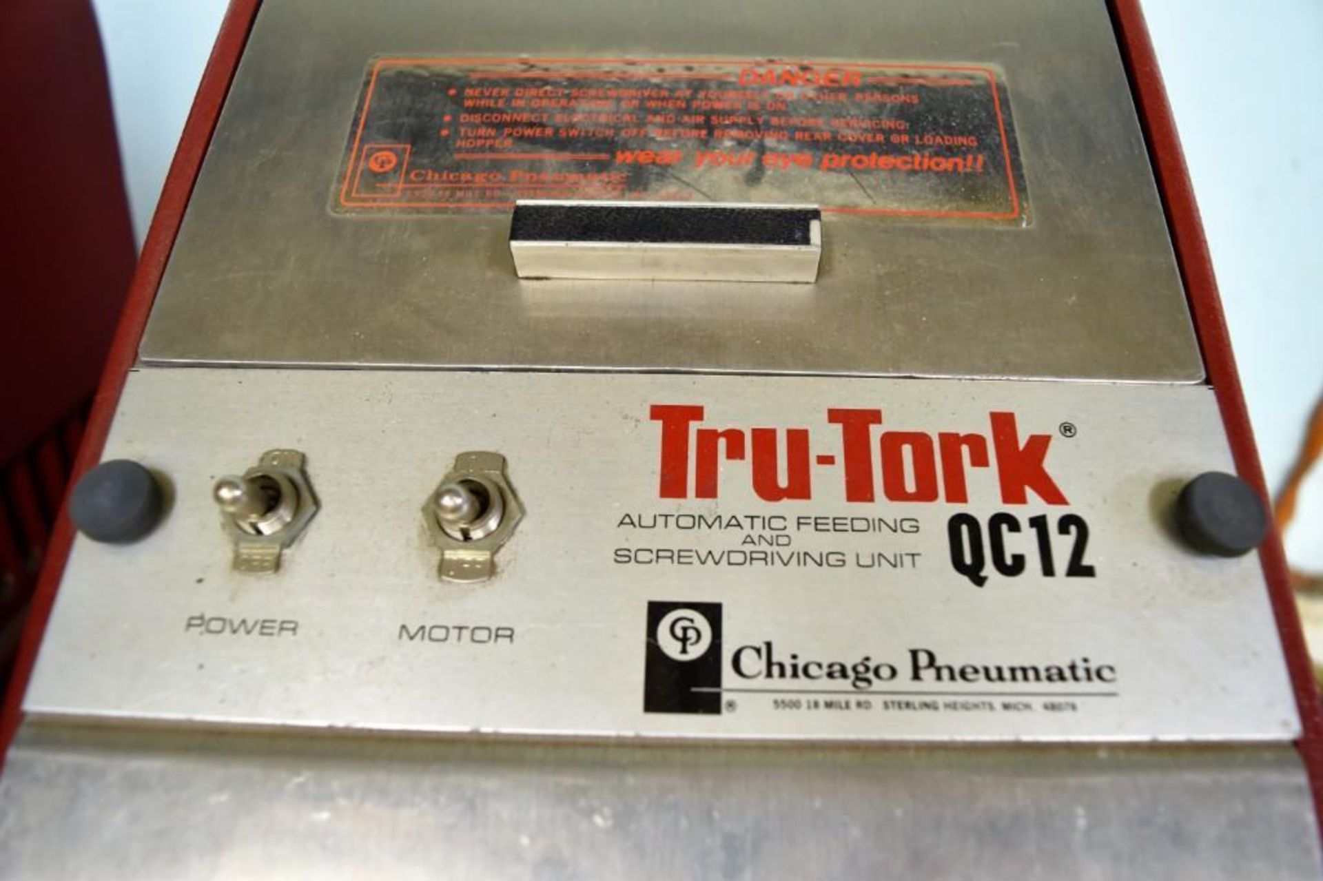Chicago Pneumatic Model Tru-Tork QC12 Automatic Feeding & Screwdriving Machine - Image 3 of 4
