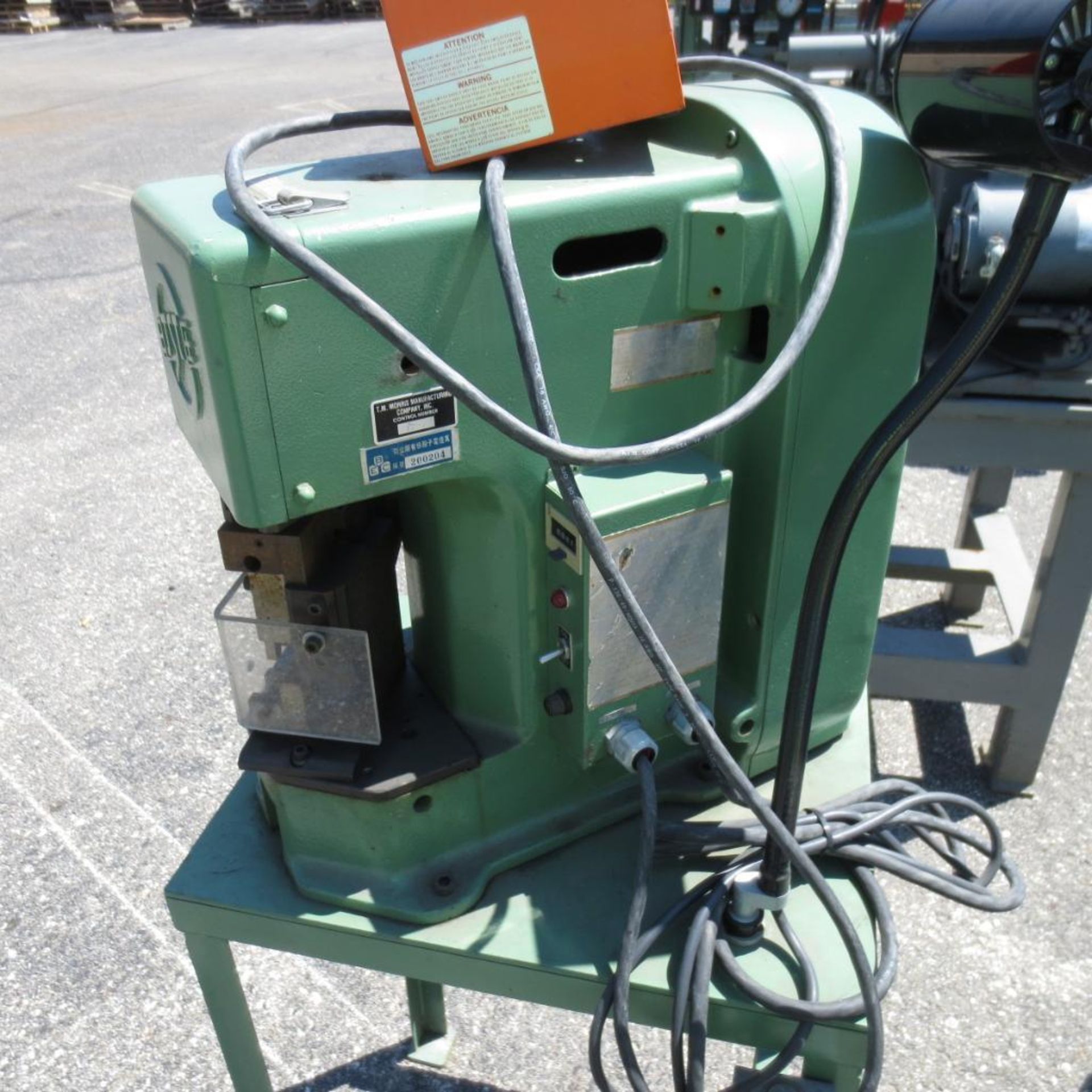 BJST Model AP-K2 Press S/N: 58-5394, AC 100V, 50/60 HZ, 200 W located at 707 Burlington Ave Loganspo - Image 4 of 4